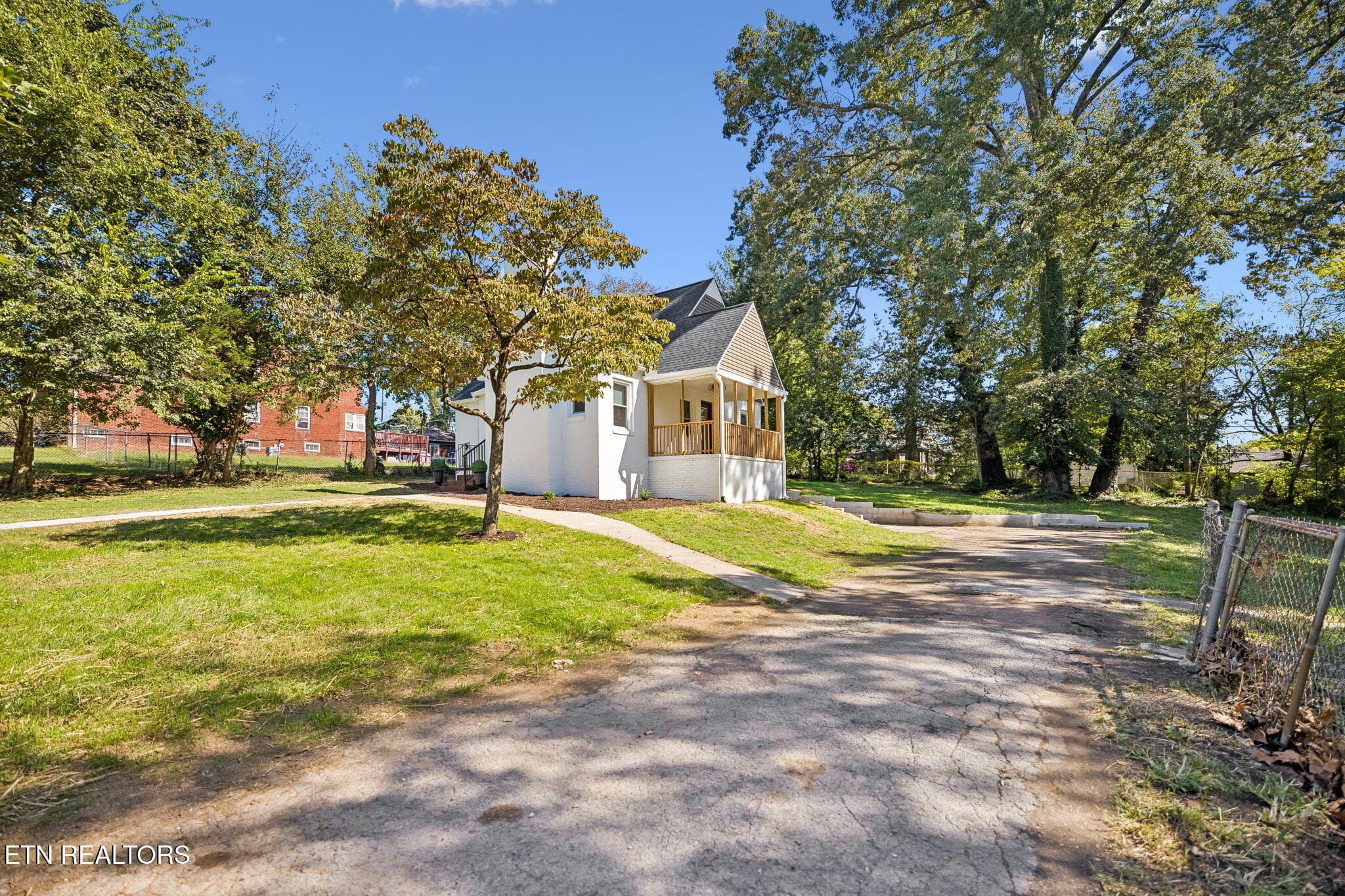 Outside of home 2 - 2746 Linden Ave, Knoxville, TN 37914, Knoxville