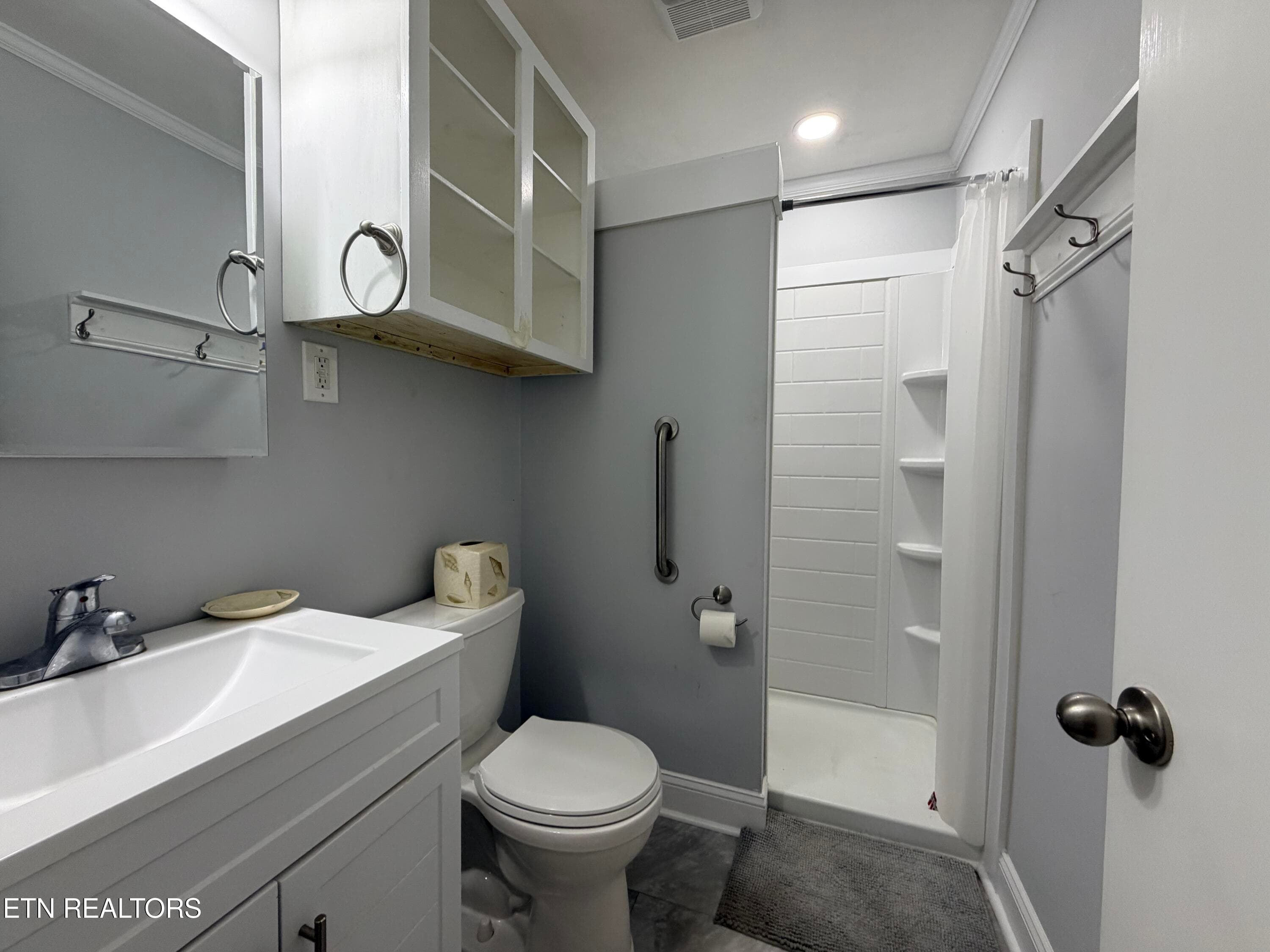 Bathroom - 1379 Byrd Circle, Kingston, TN 37763