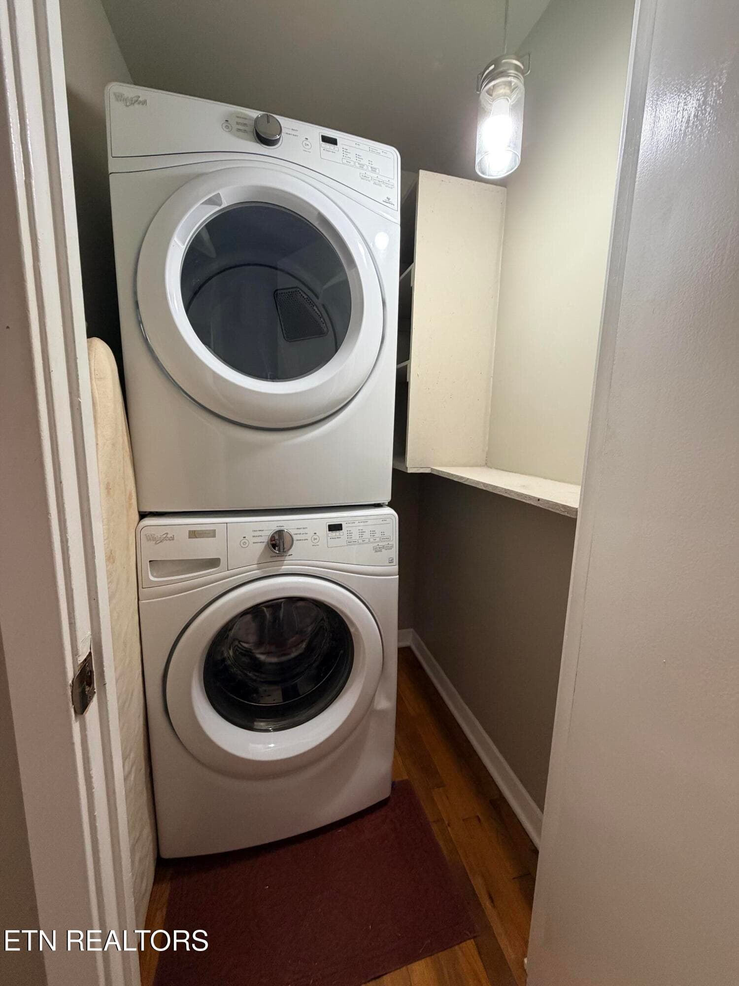 Laundry room - 1379 Byrd Circle, Kingston, TN 37763