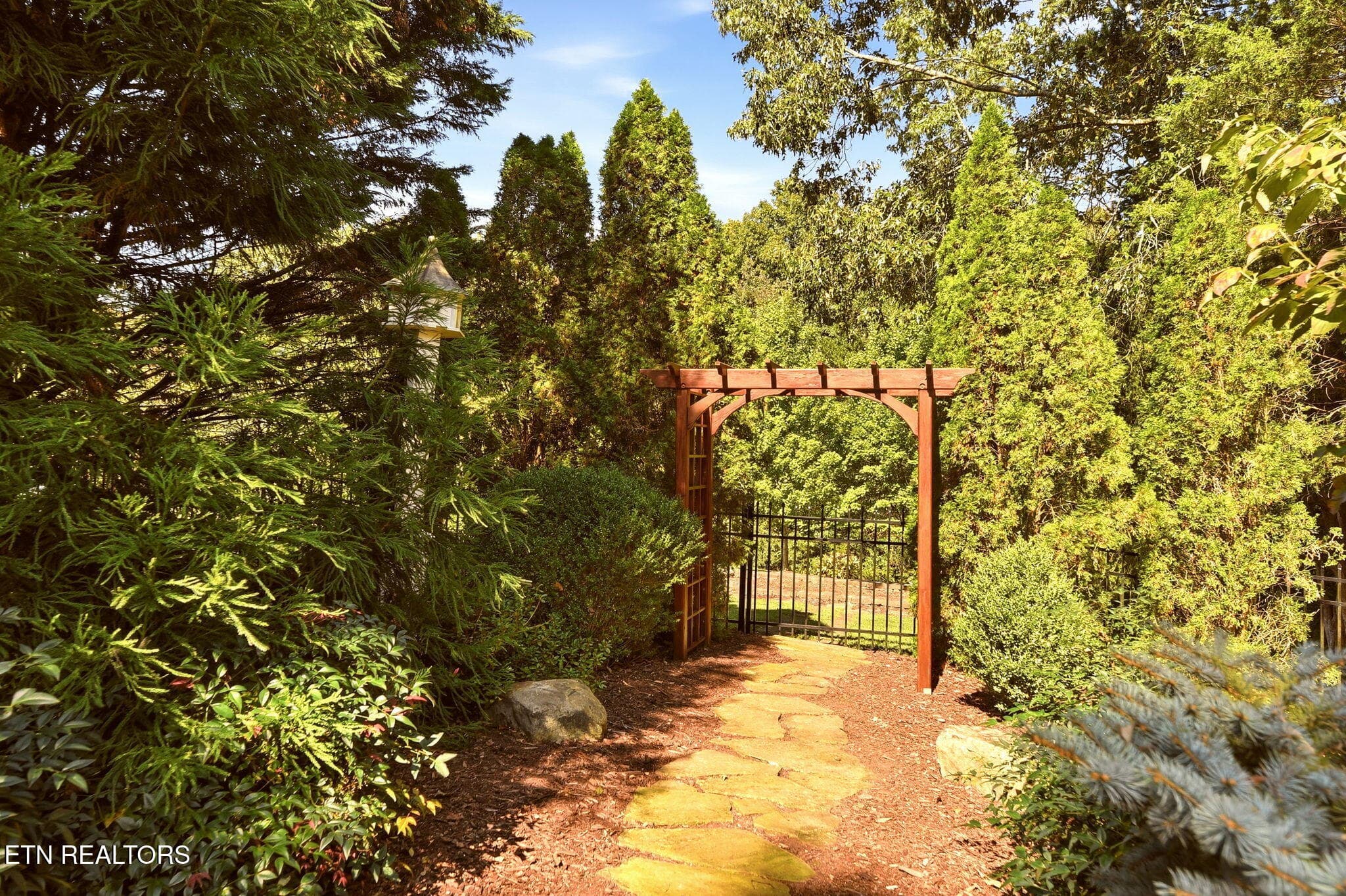 54-web-or-mls-Inglsd6753 (11) - 6753 Ingleside Lane, Knoxville, TN 37918, Knoxville