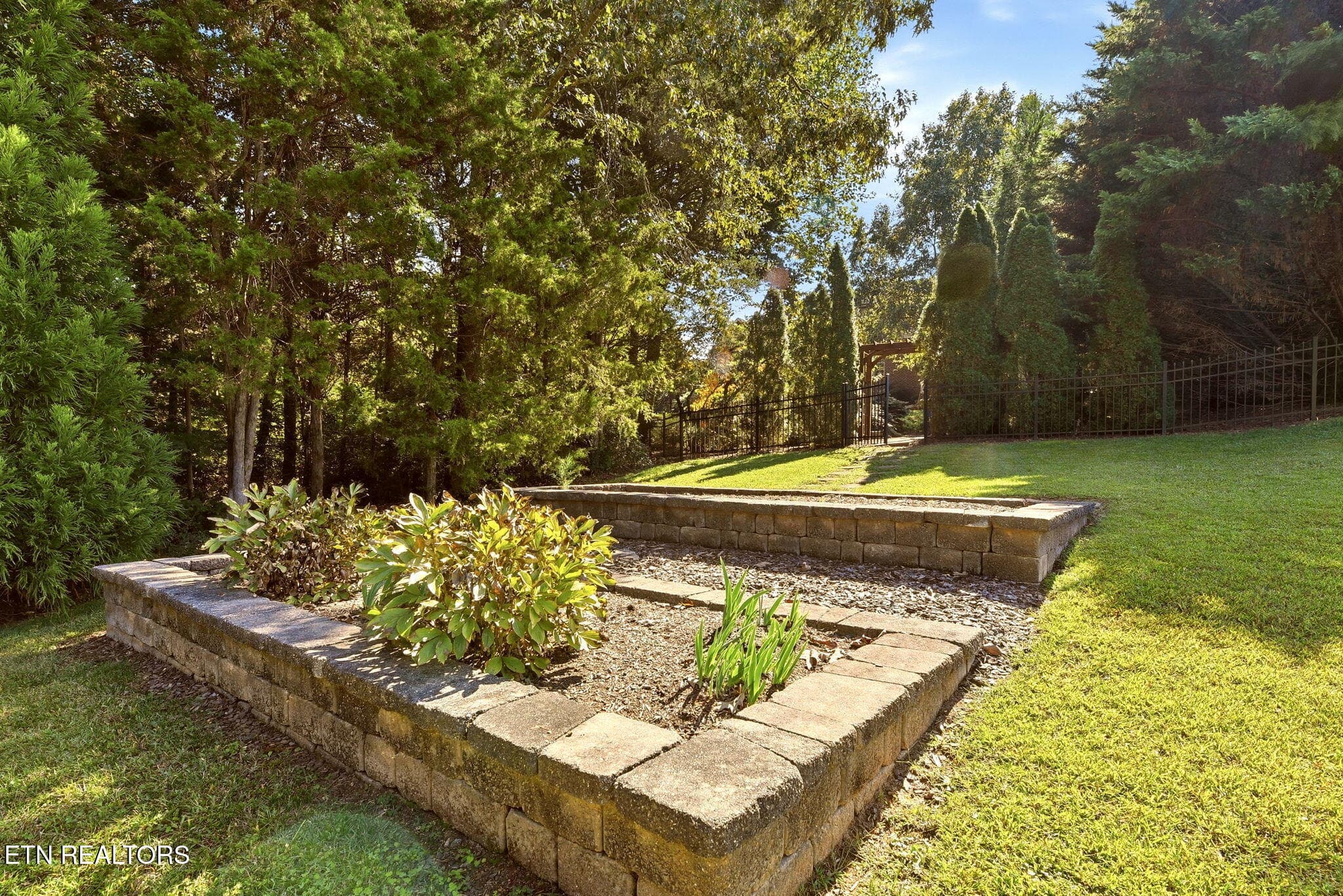 56-web-or-mls-Inglsd6753 (8) - 6753 Ingleside Lane, Knoxville, TN 37918, Knoxville