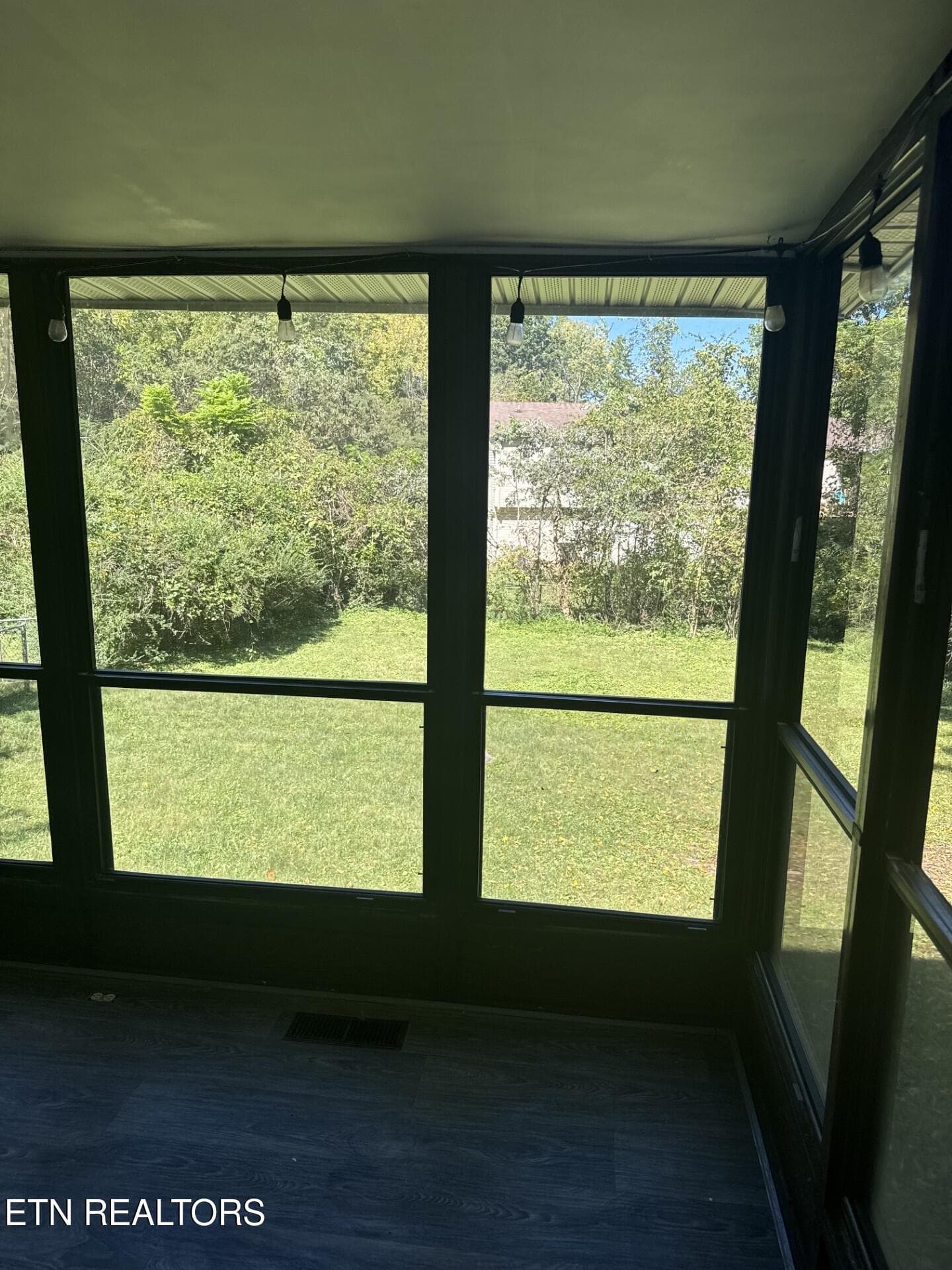 36_beyc6ad2e973dde28 - 14 Cooper Lane, Oak Ridge, TN 37830