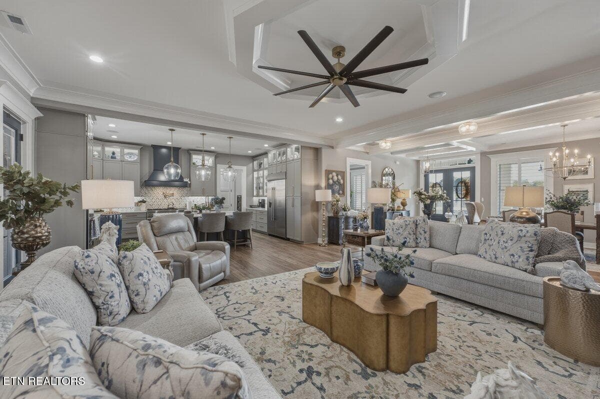 Living Room 5 - 2627 Tuckaleechee Pike, Maryville, TN 37803
