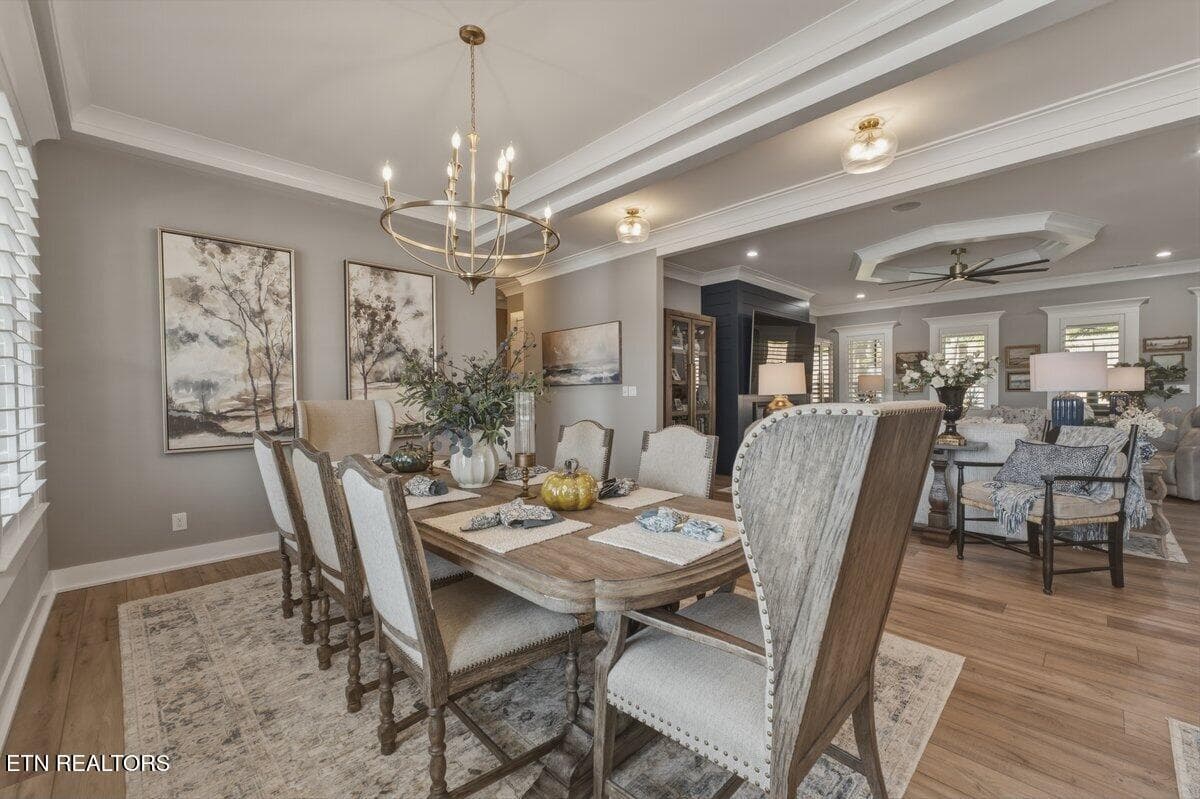 Dining Area 2 (1) - 2627 Tuckaleechee Pike, Maryville, TN 37803
