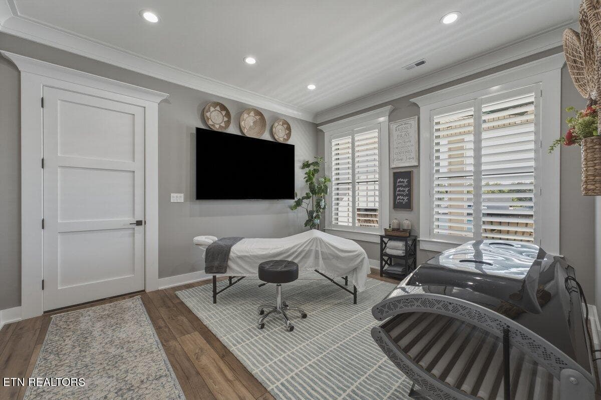 Office - 2627 Tuckaleechee Pike, Maryville, TN 37803