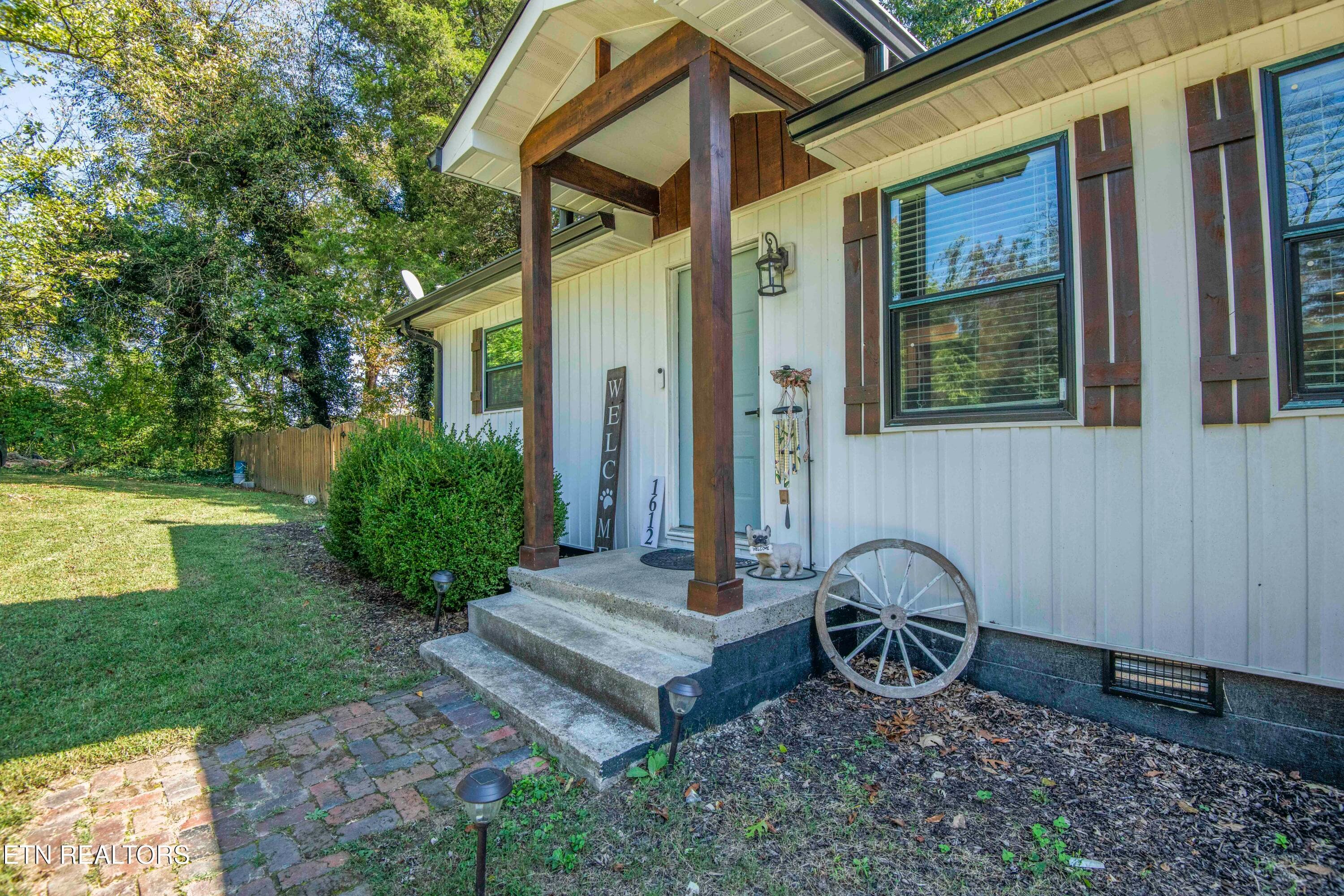 exterior 1_1 - 1612 NW Helmbolt Rd, Knoxville, TN 37909