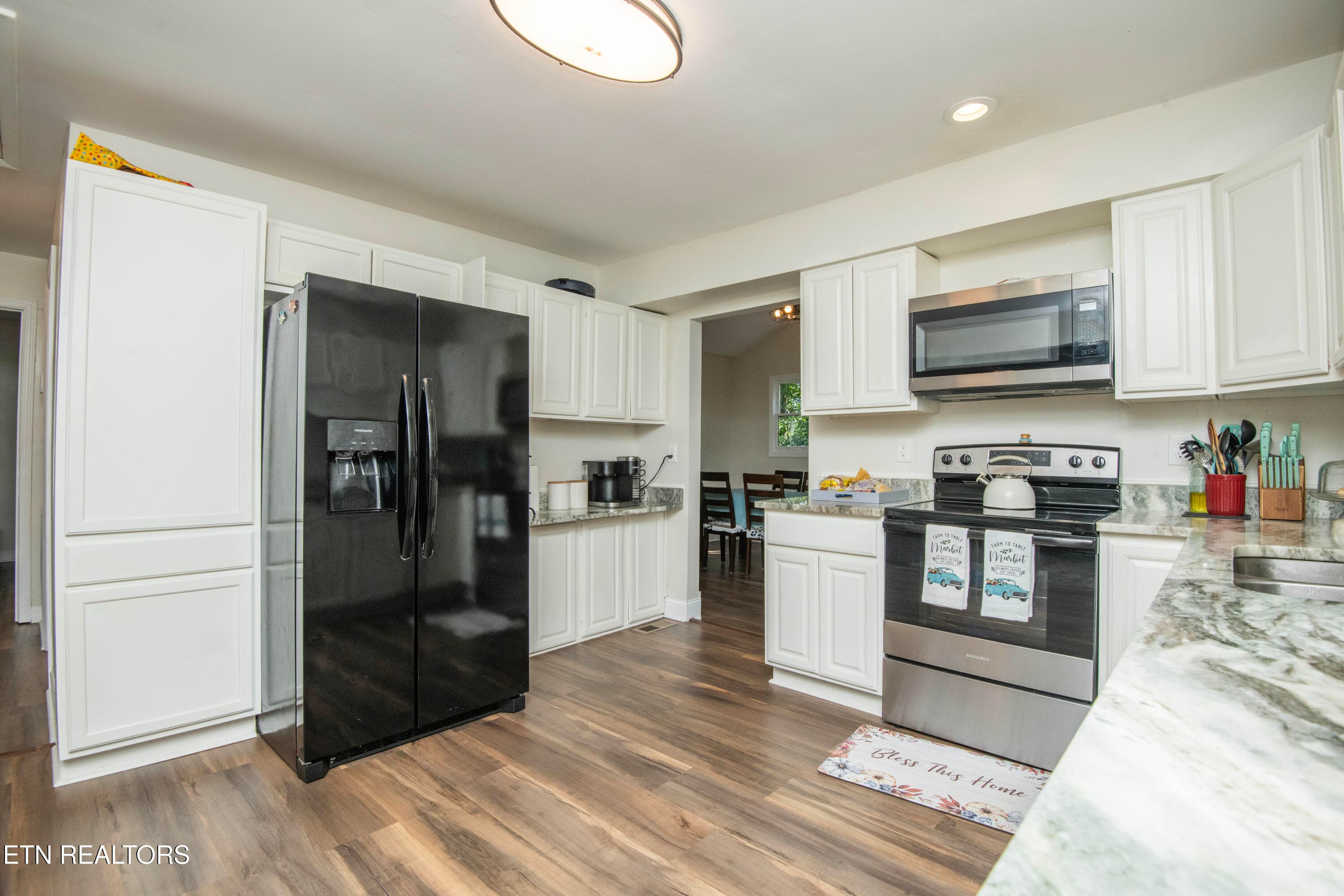 kitchen 5 - 1612 NW Helmbolt Rd, Knoxville, TN 37909