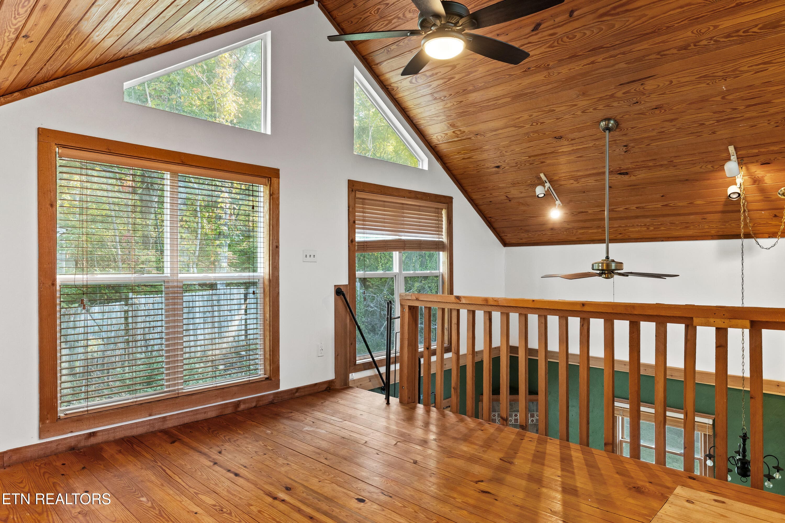 6010GeorgiaSt-27 - 6010 Georgia St, Tallassee, TN 37878, Tallassee