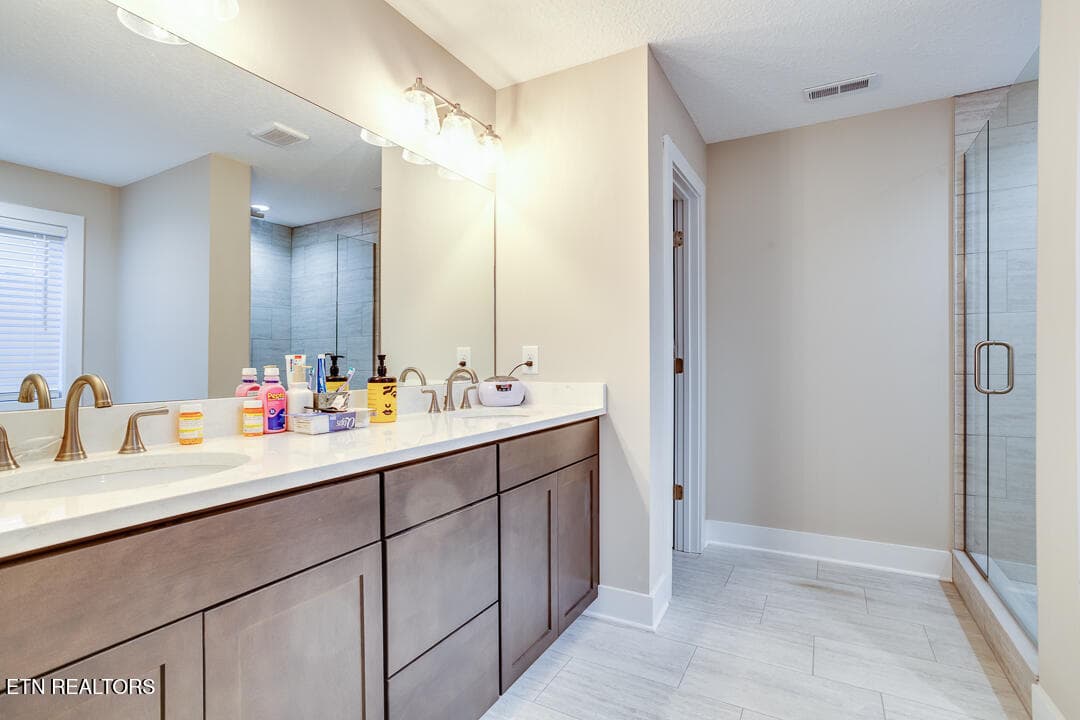 03420261016-1-3010PortRoyalLnKnoxvilleTn - 3010 Port Royal Lane, Knoxville, TN 37938, Knoxville