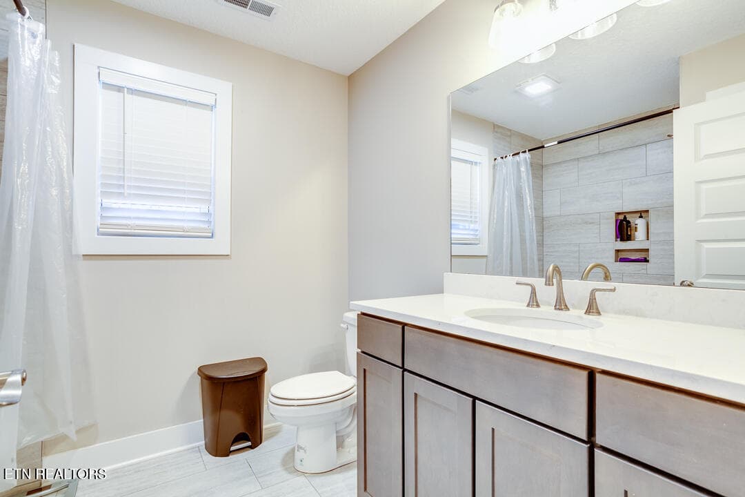 04520261016-1-3010PortRoyalLnKnoxvilleTn - 3010 Port Royal Lane, Knoxville, TN 37938, Knoxville