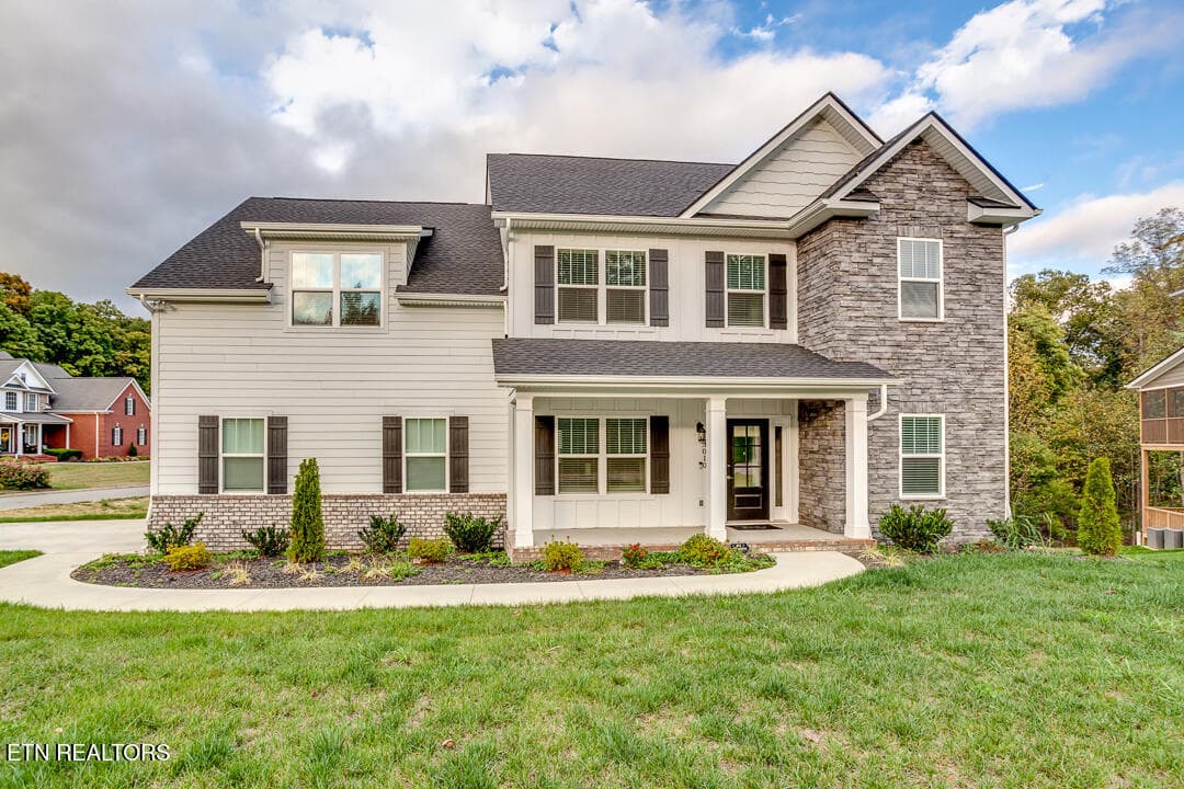 3010 Port Royal Lane, Knoxville, TN 37938