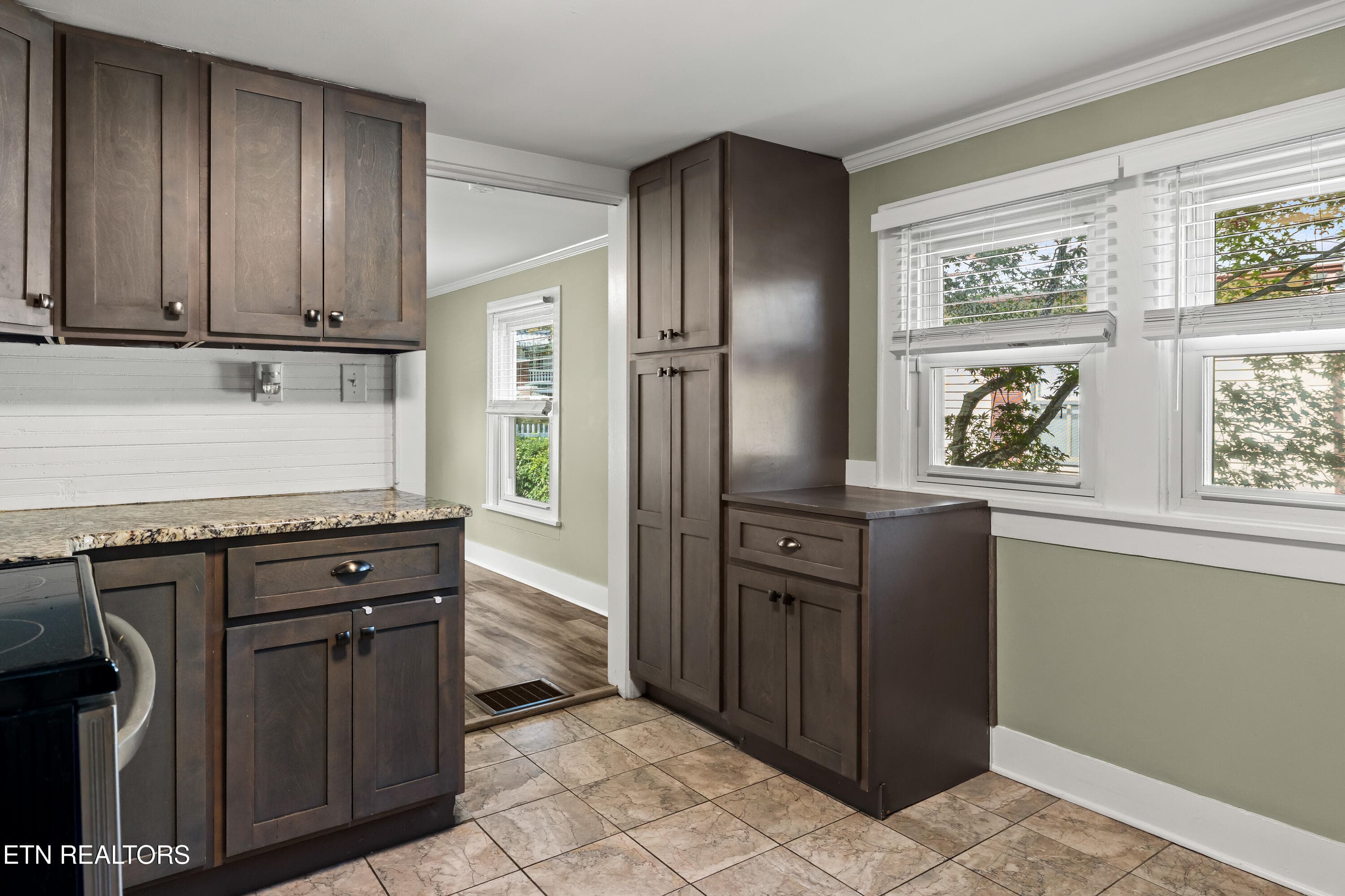 625MedarisSt-7 - 625 Medaris St, Clinton, TN 37716