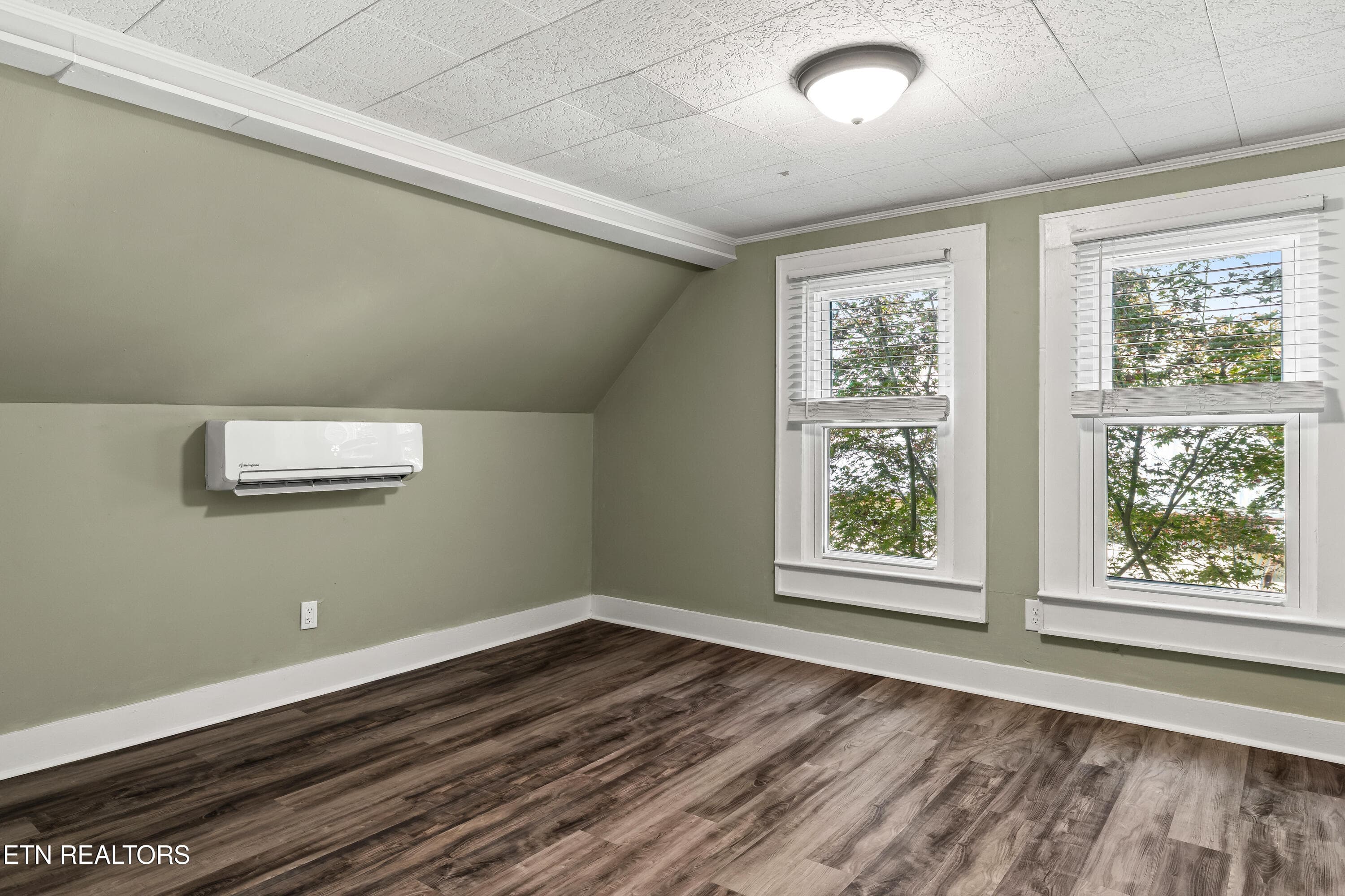 625MedarisSt-26 - 625 Medaris St, Clinton, TN 37716