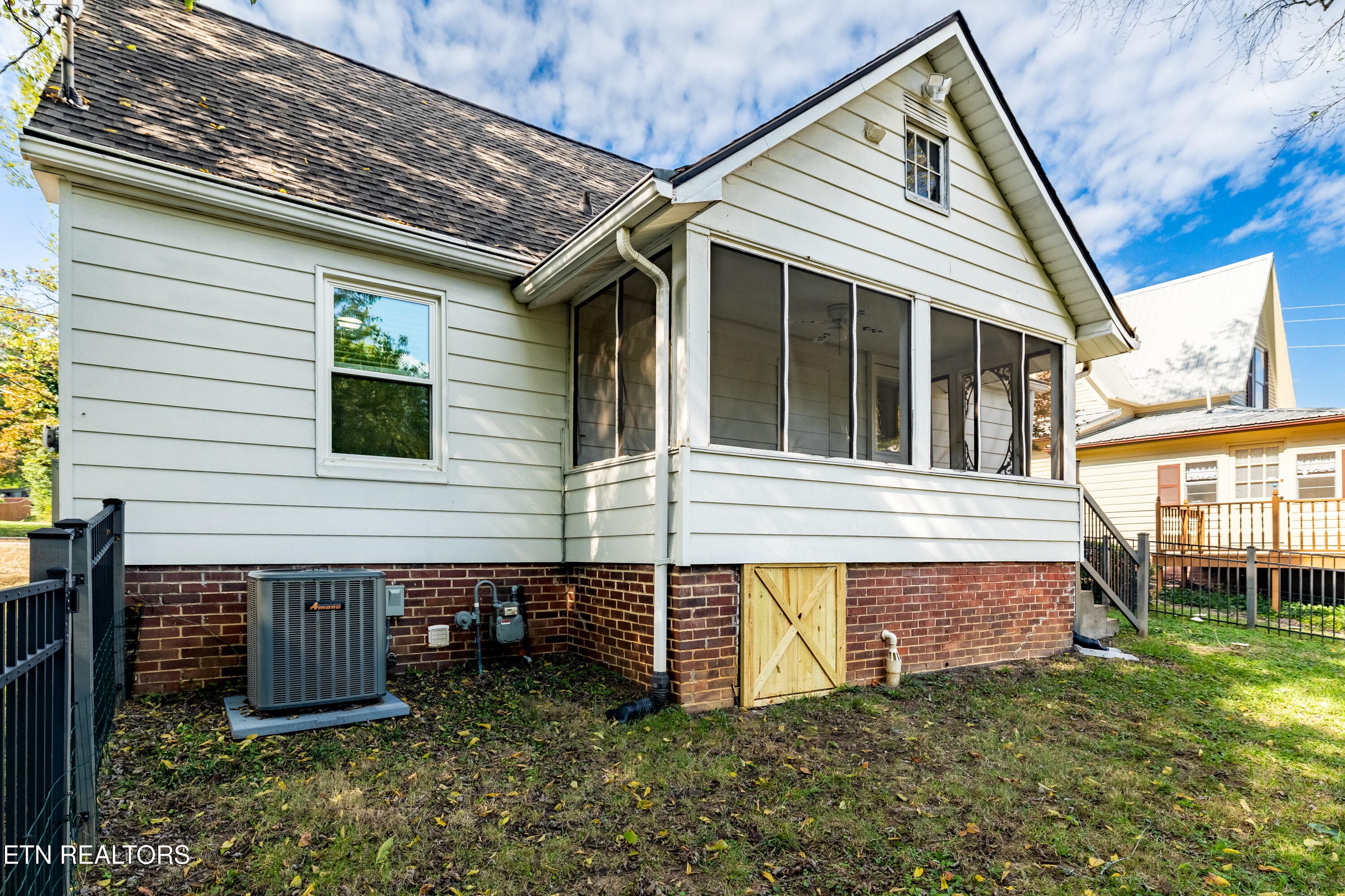 625MedarisSt-32 - 625 Medaris St, Clinton, TN 37716