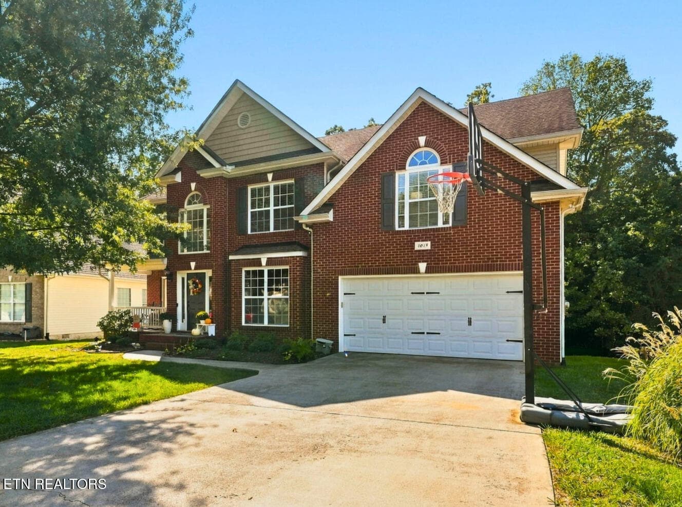Front of house - 2019 Fall Haven Lane, Knoxville, TN 37932, Knoxville