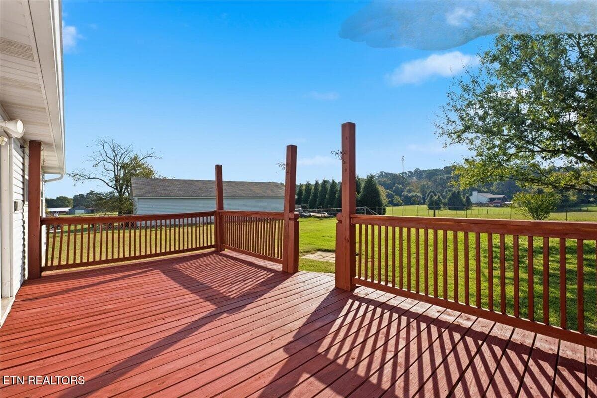 33-Exterior - 5906 Old Niles Ferry Pike, Greenback, TN 37742