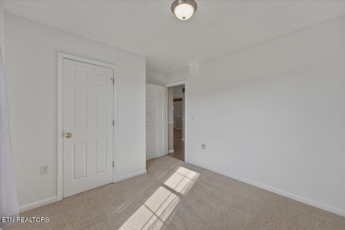 22-Bedroom 3 - 5906 Old Niles Ferry Pike, Greenback, TN 37742