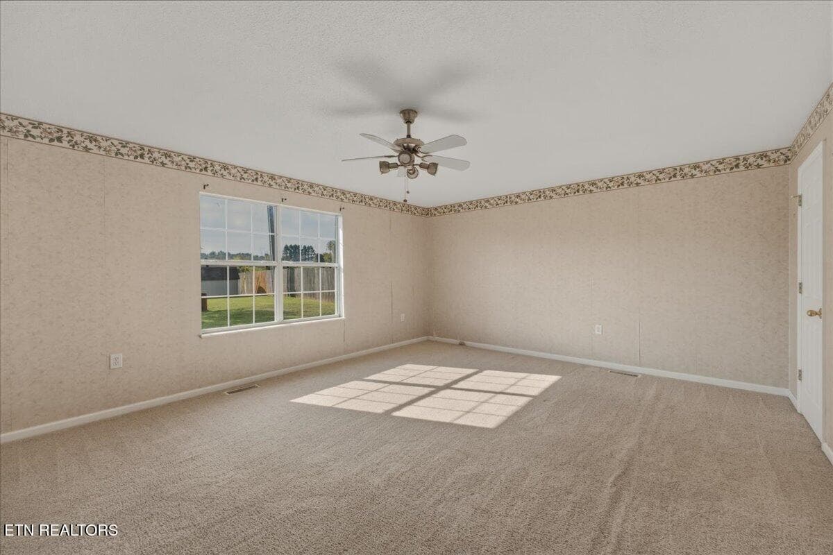 12-Primary Bedroom - 5906 Old Niles Ferry Pike, Greenback, TN 37742