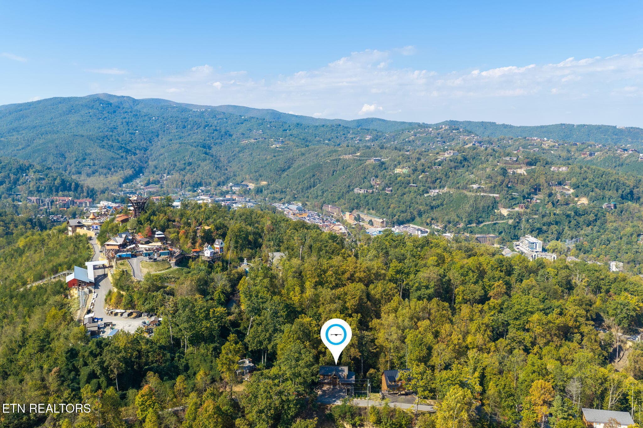 homesandvideos 826-1076m - 466 Loop Rd, Gatlinburg, TN 37738