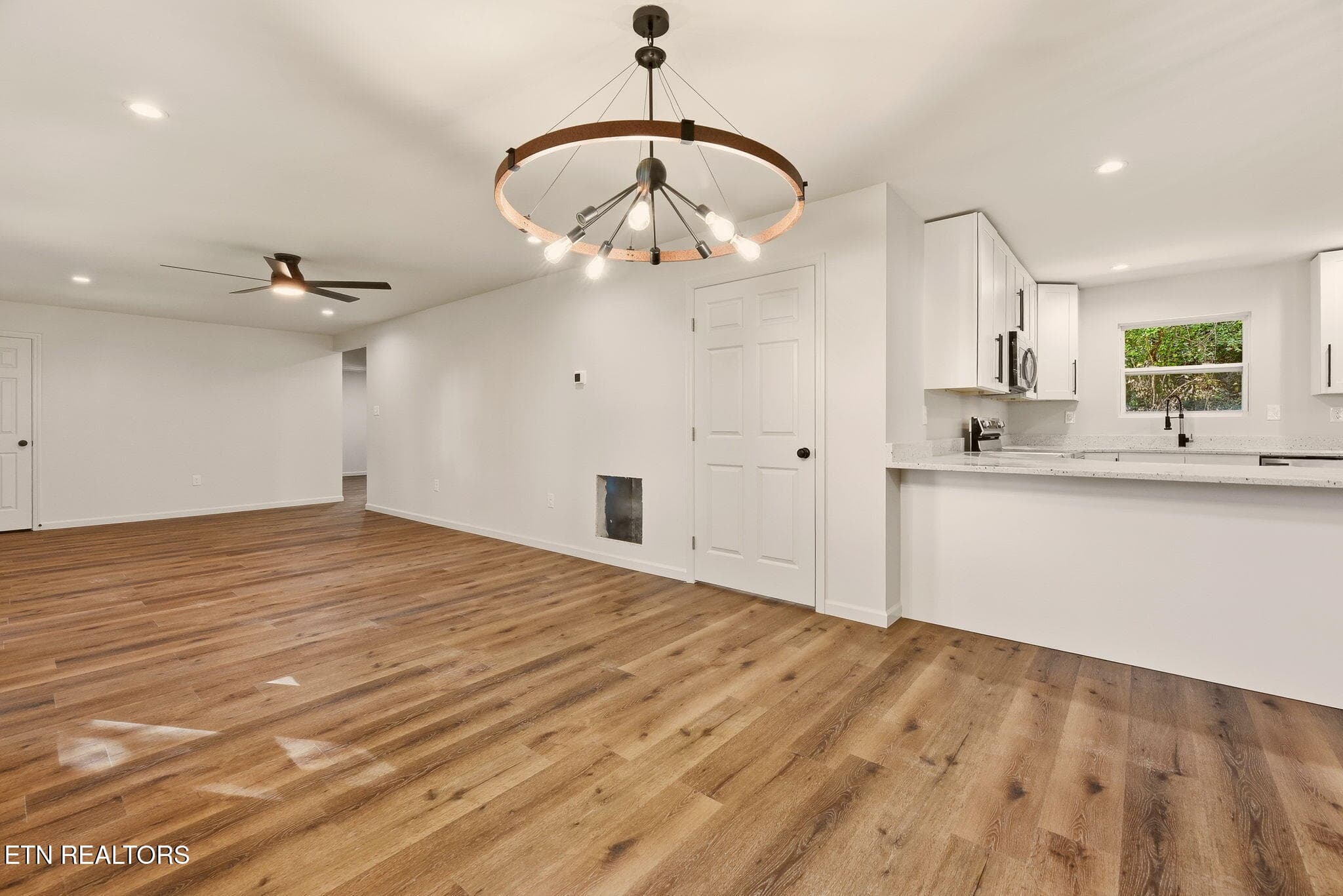 9-web-or-mls-FrstVw605 (9) - 605 Forest View Rd, Knoxville, TN 37919
