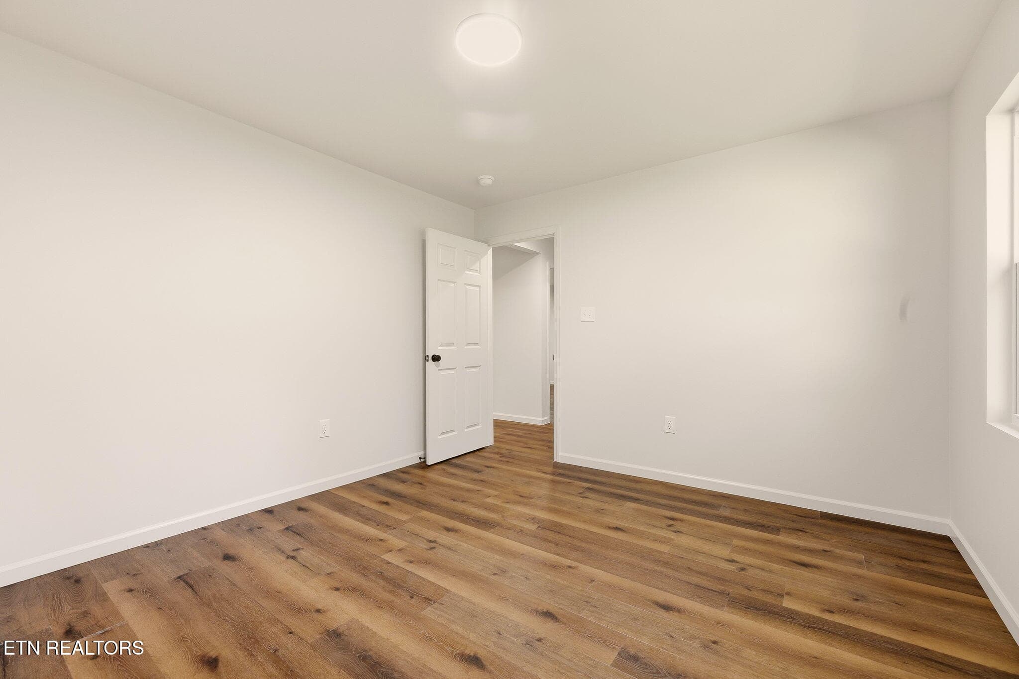 19-web-or-mls-FrstVw605 (19) - 605 Forest View Rd, Knoxville, TN 37919