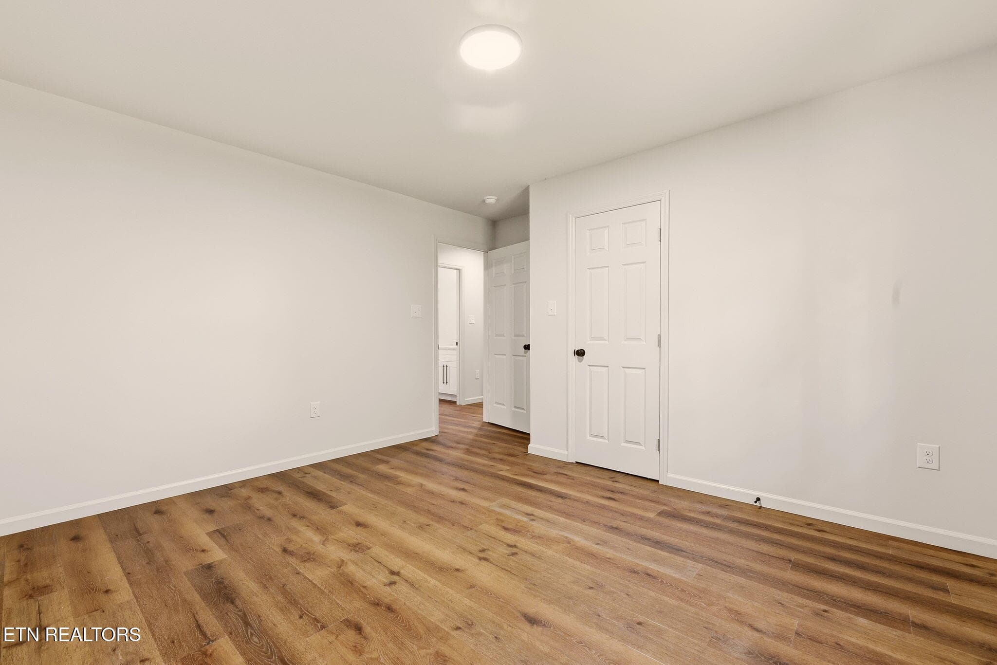 23-web-or-mls-FrstVw605 (23) - 605 Forest View Rd, Knoxville, TN 37919