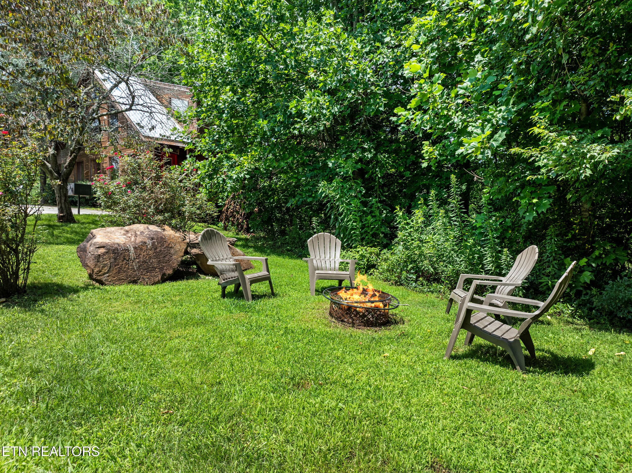 3520 bear pen gap rd-4 - 3420 No Business Way Way, Sevierville, TN 37876, Sevierville