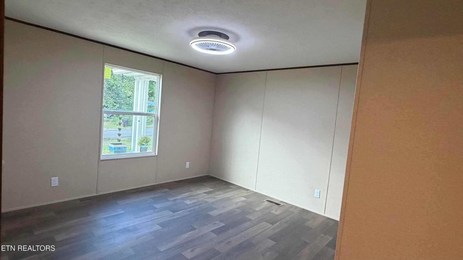 Bedroom 4 - 19185 Martel Rd, Lenoir City, TN 37772