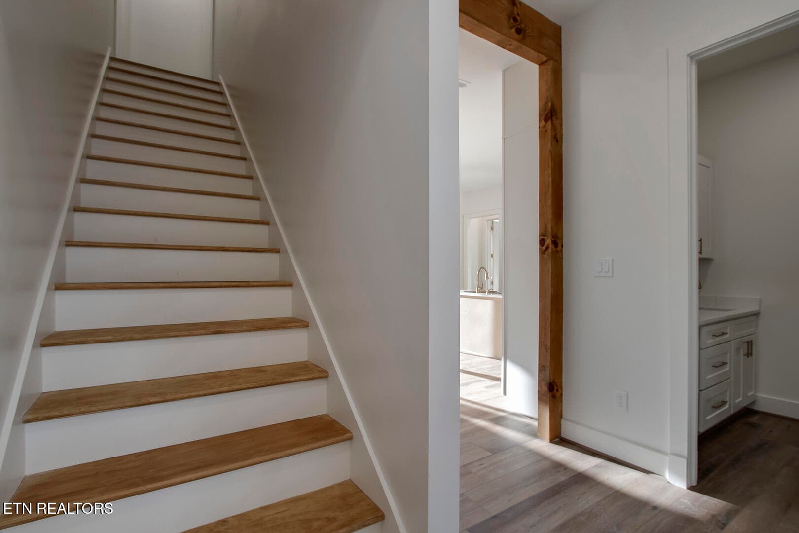 36_RiverRoad_542_StairsUp-MudRoom02 - 542 River ''lot 6'' Rd, Loudon, TN 37774, Loudon