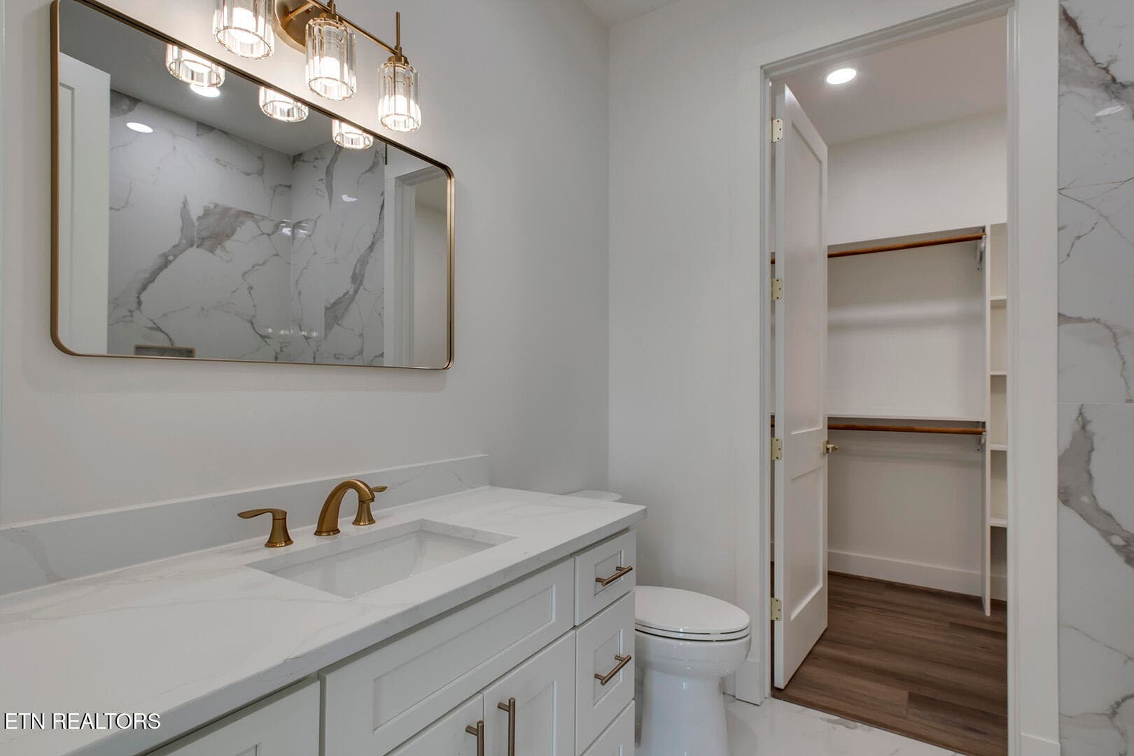 56_RiverRoad_542_GuestBath3 - 542 River ''lot 6'' Rd, Loudon, TN 37774, Loudon