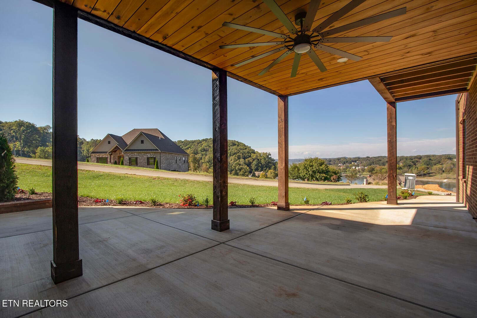 65_RiverRoad_542_CoveredPatio01 - 542 River ''lot 6'' Rd, Loudon, TN 37774, Loudon