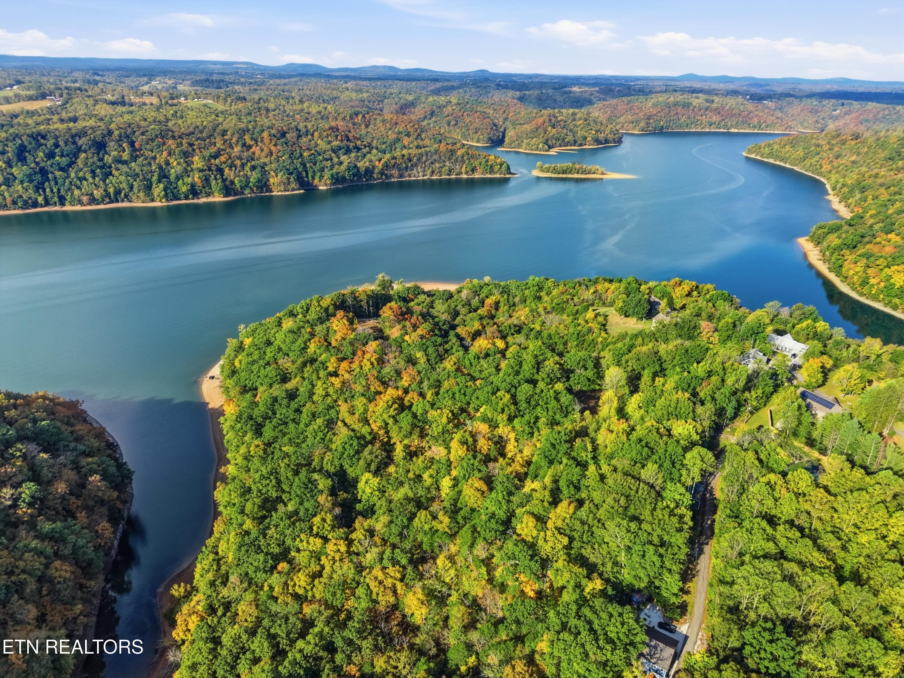 0_Bohart_Ln_002 - 100 Bohart Lane, Byrdstown, TN 38549