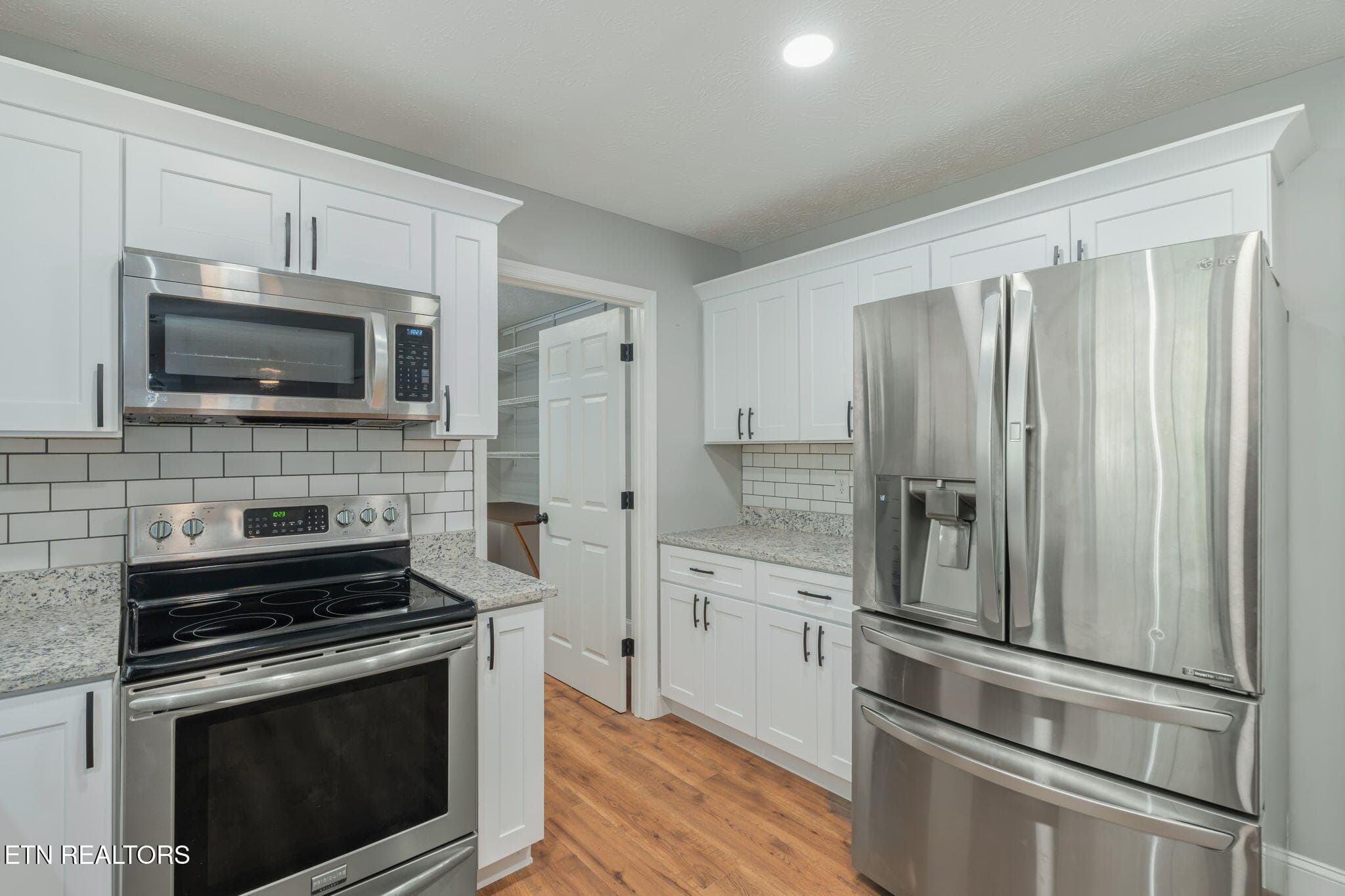 34-web-or-mls-1210 Oak Haven Road-41 - 1210 Oak Haven Rd, Knoxville, TN 37932, Knoxville