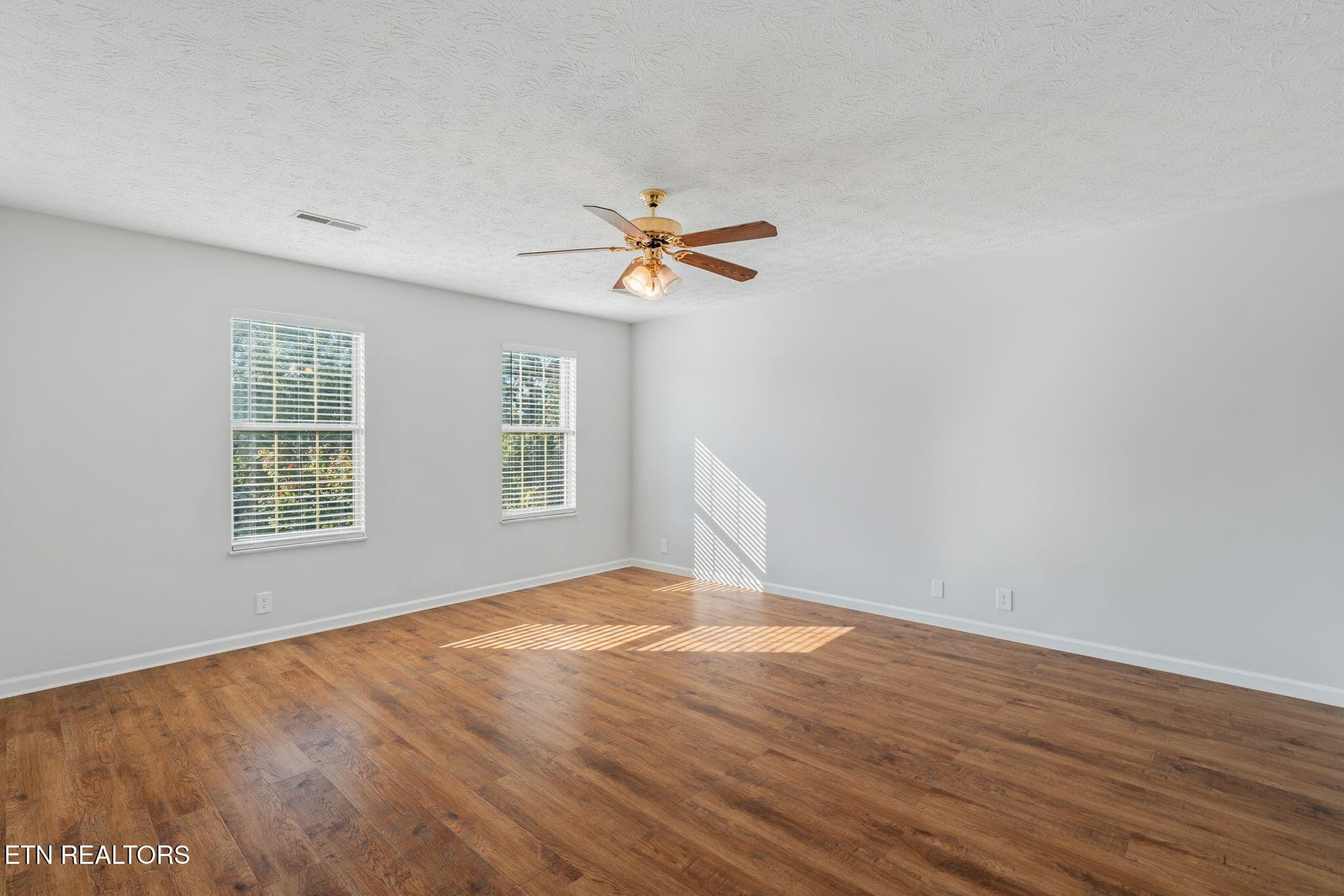 39-web-or-mls-1210 Oak Haven Road-46 - 1210 Oak Haven Rd, Knoxville, TN 37932, Knoxville