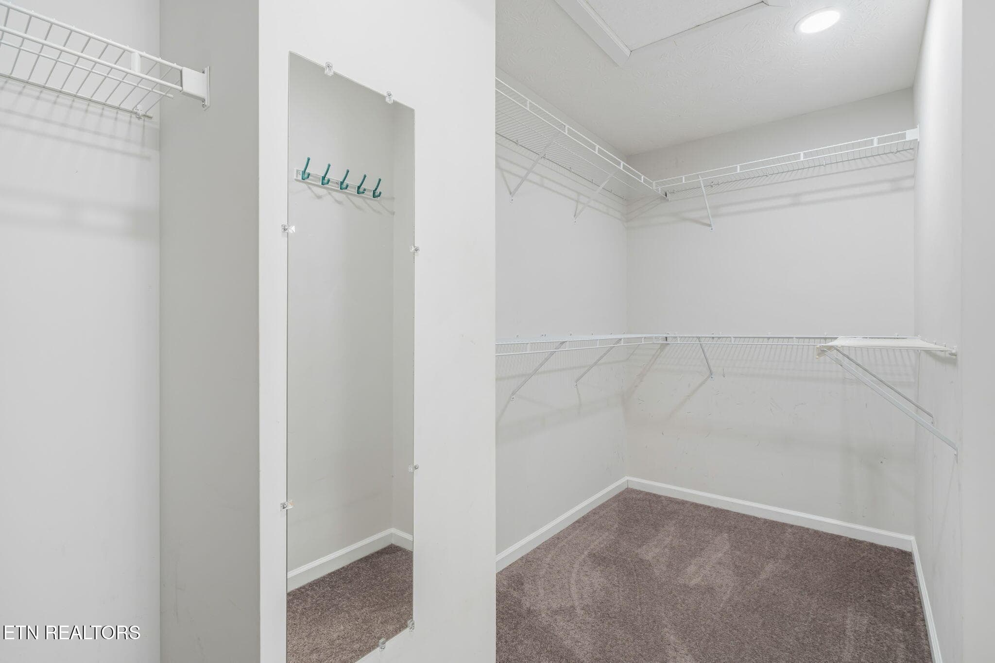 43-web-or-mls-1210 Oak Haven Road-51 - 1210 Oak Haven Rd, Knoxville, TN 37932, Knoxville