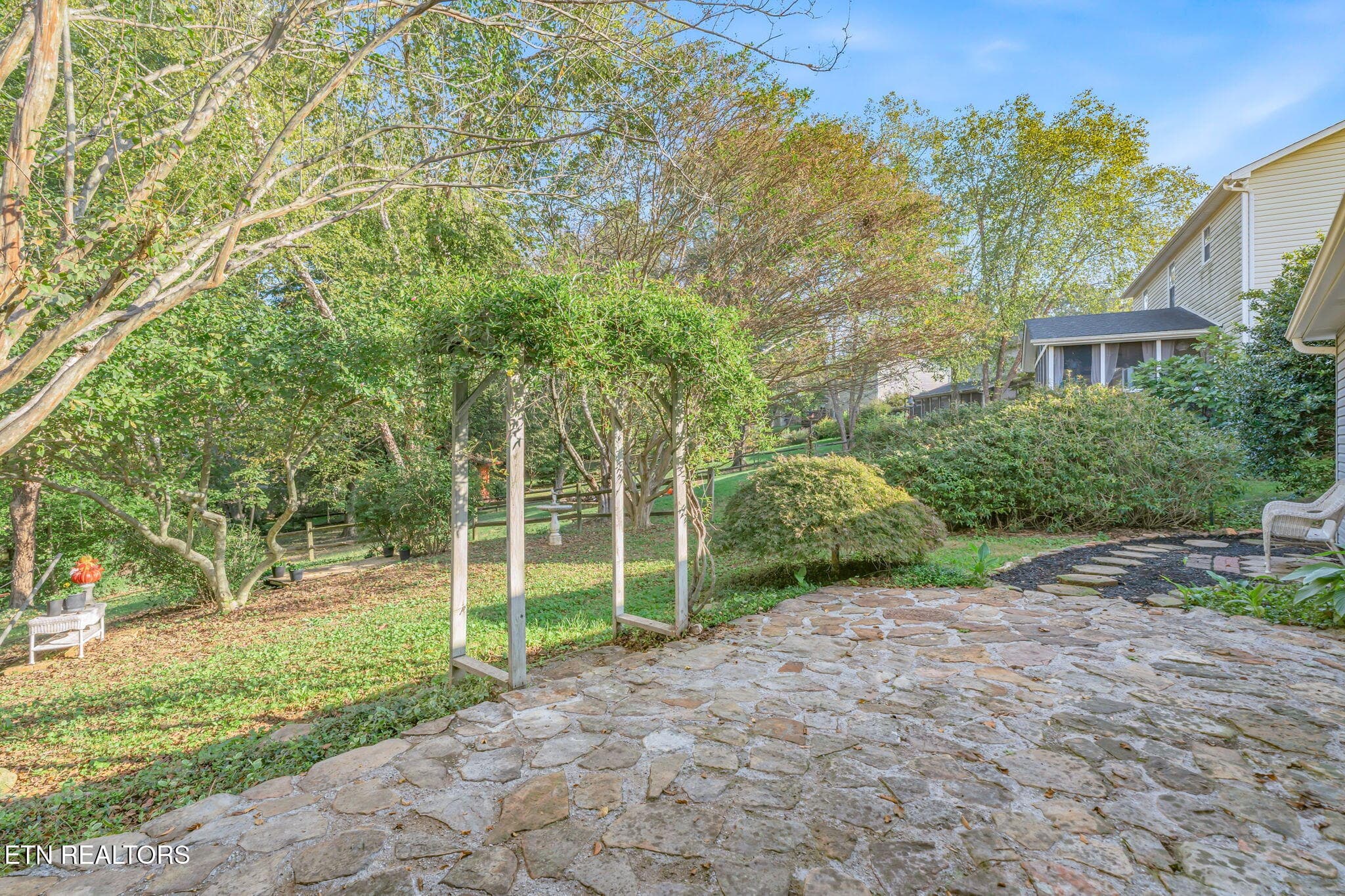 56-web-or-mls-1210 Oak Haven Road-72 - 1210 Oak Haven Rd, Knoxville, TN 37932, Knoxville
