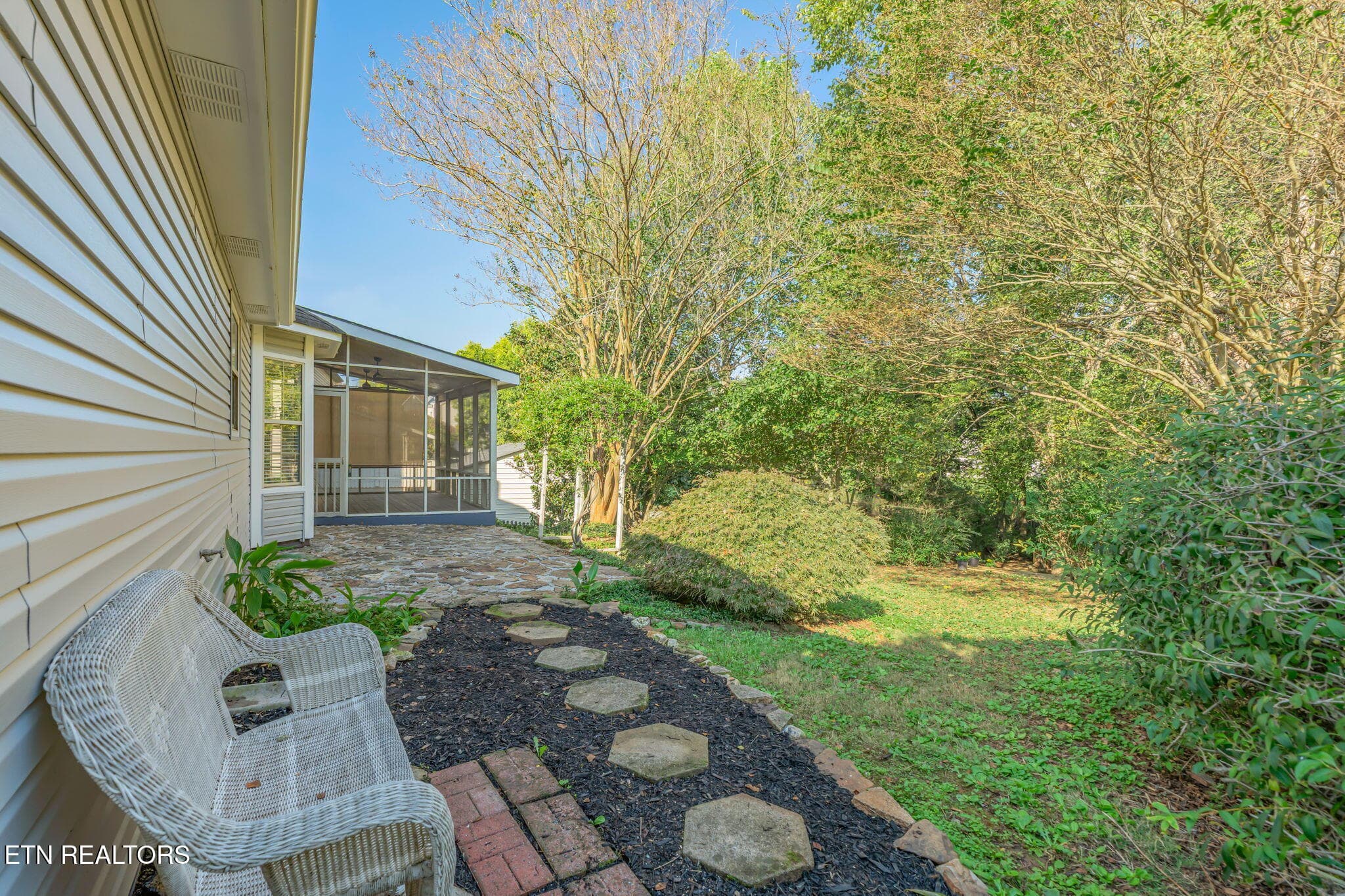 59-web-or-mls-1210 Oak Haven Road-61 - 1210 Oak Haven Rd, Knoxville, TN 37932, Knoxville