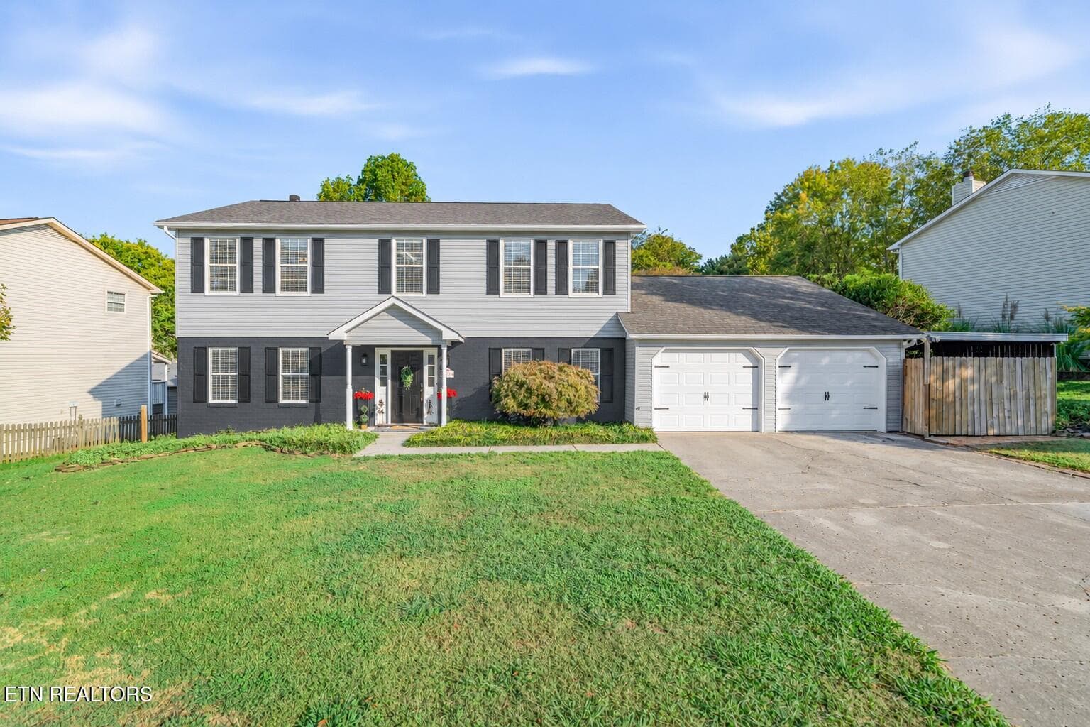 1210 Oak Haven Rd, Knoxville, TN 37932
