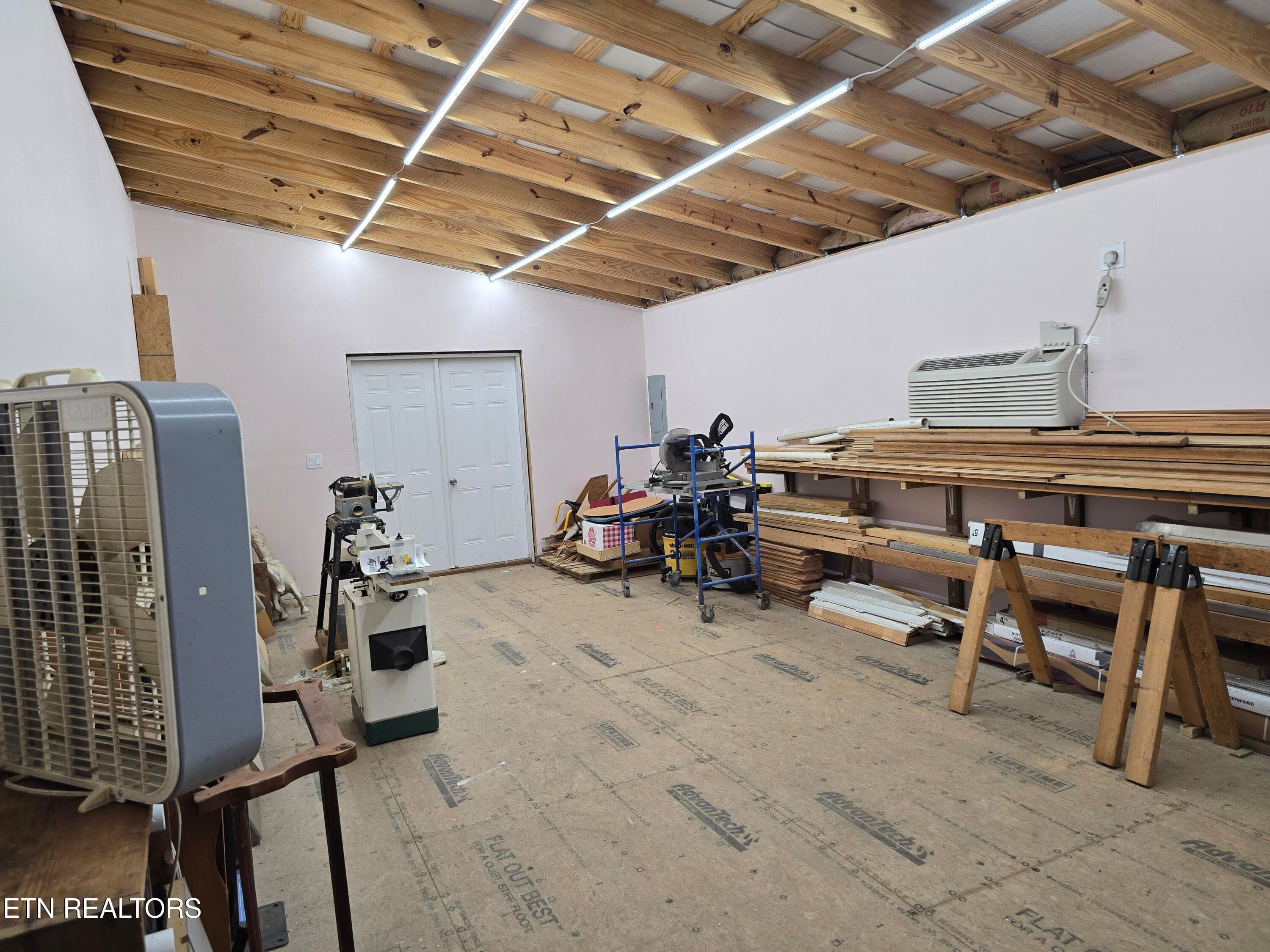 DOUBLE ENTRY DOORS TO WORKSHOP - 493 Woodgate Drive, Crossville, TN 38571, Crossville