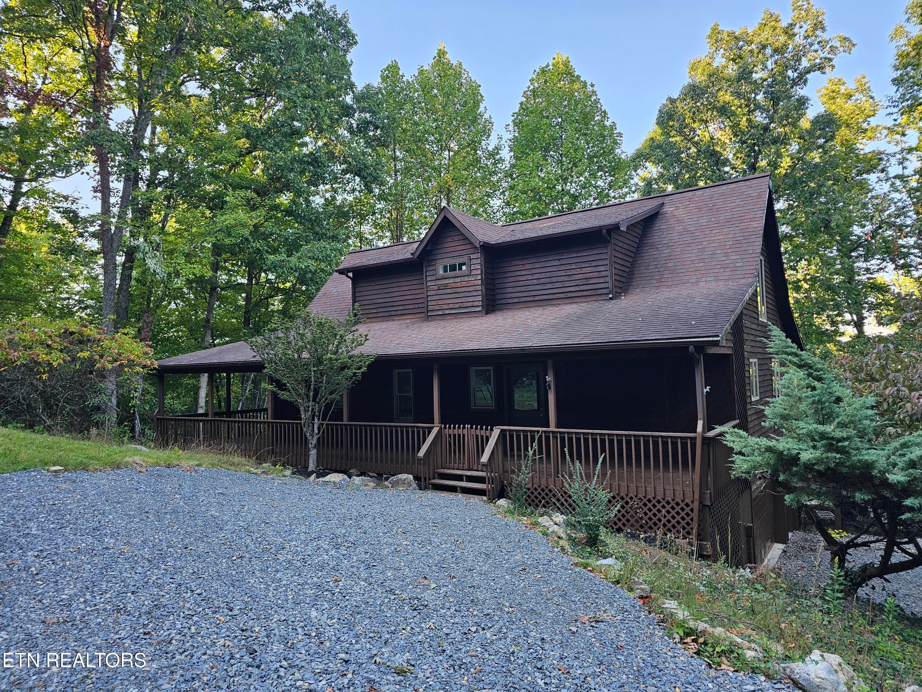 3505 Rocky Ridge Rd, Cosby, TN 37722