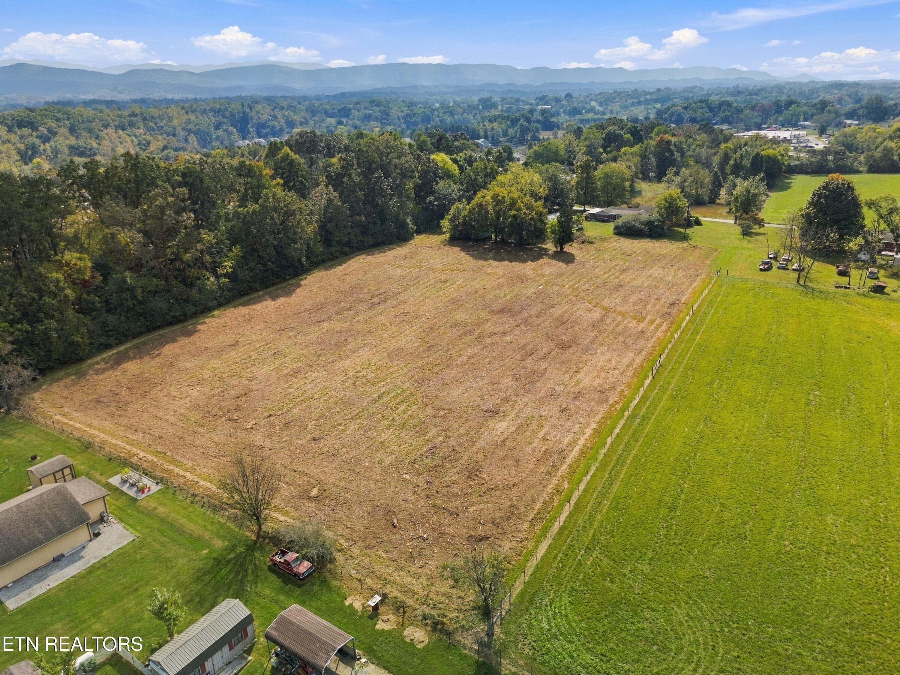 Drone from the back - 134 Hodges Lane, Maryville, TN 37804