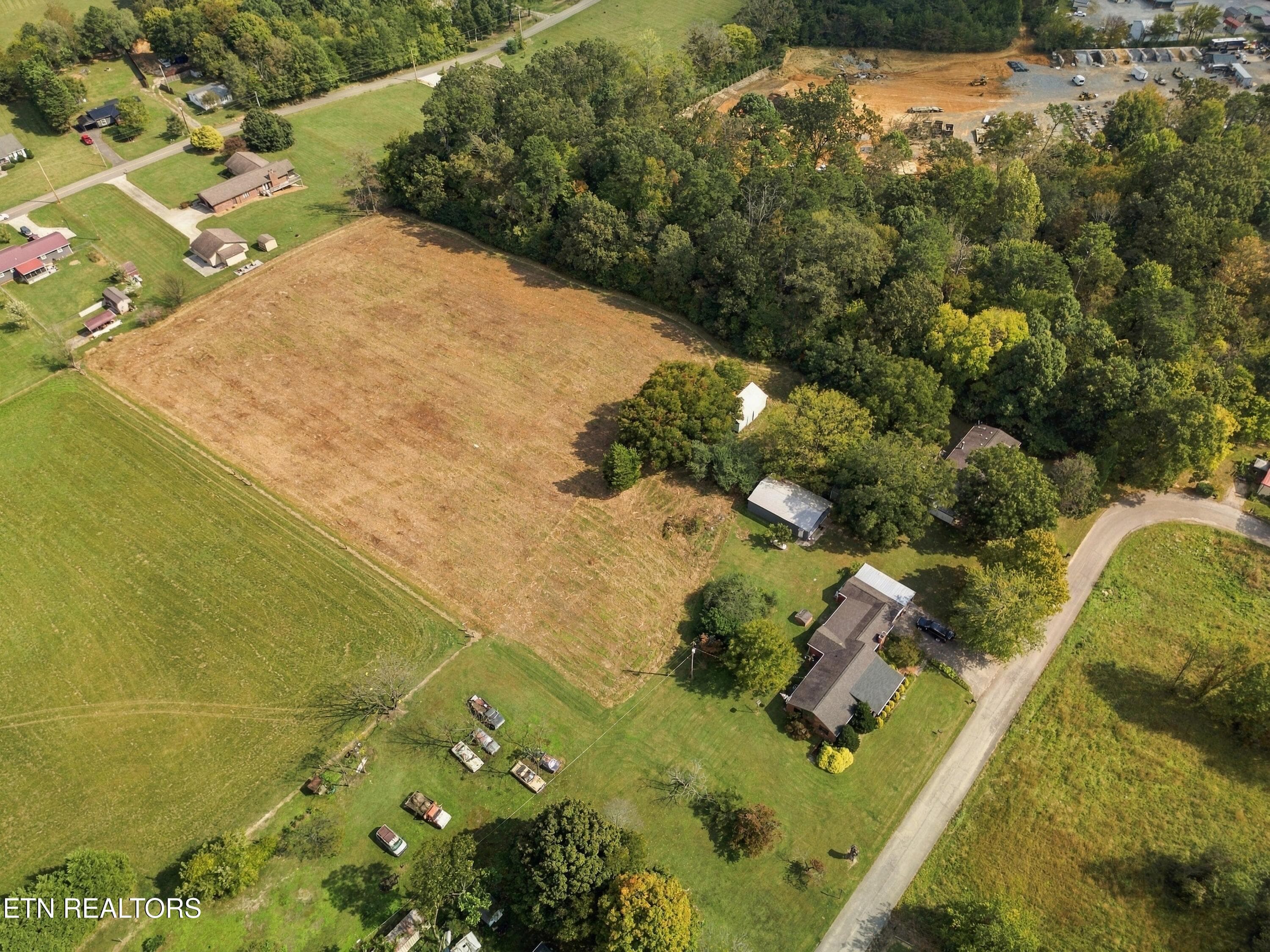 Drone of house and 4.11 acres - 134 Hodges Lane, Maryville, TN 37804