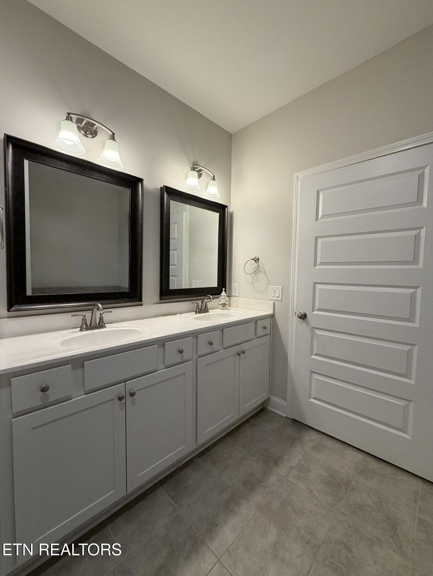 308 Aspen - 308 Aspen Drive, Lenoir City, TN 37771