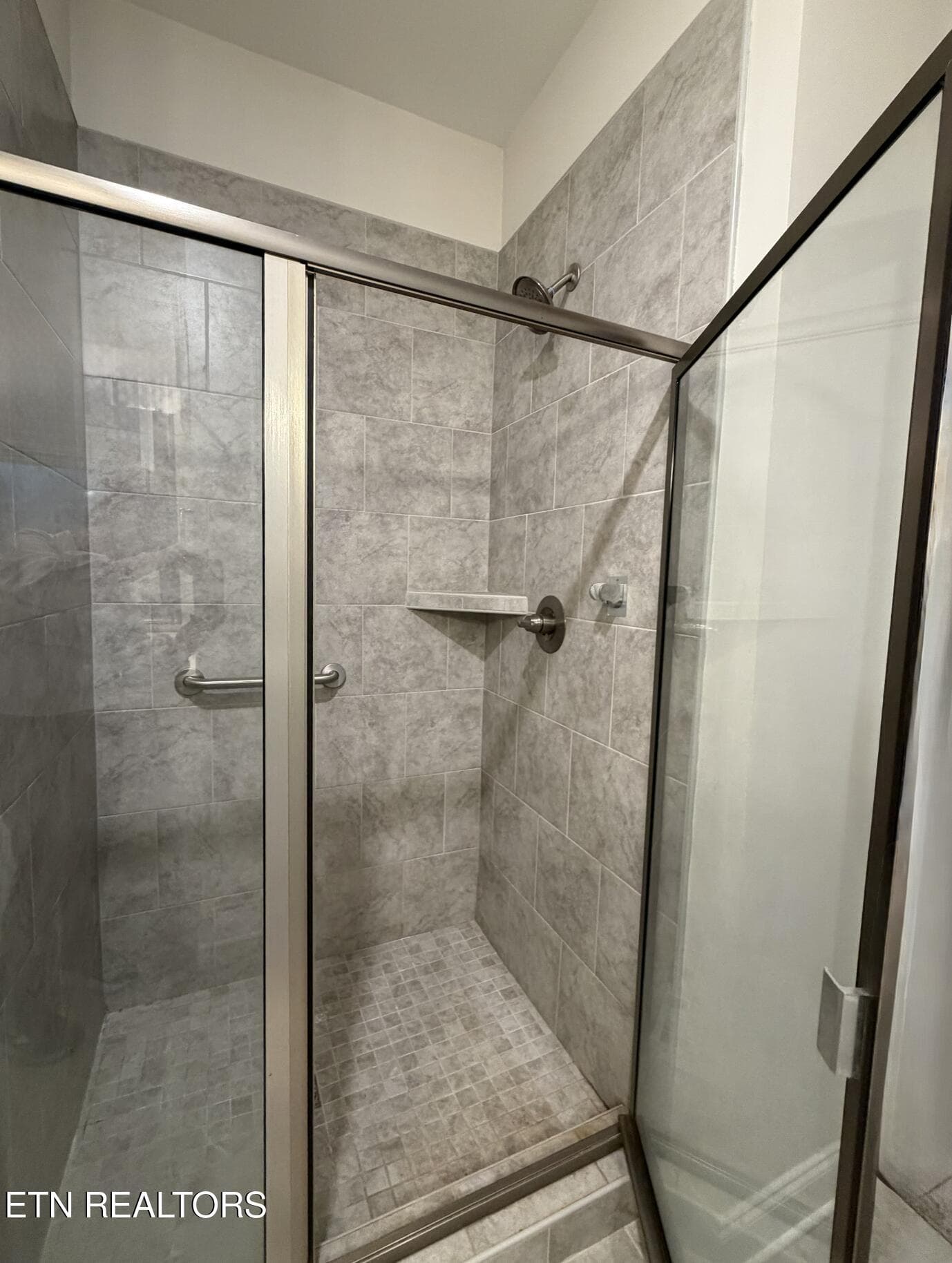 308 Aspen - 308 Aspen Drive, Lenoir City, TN 37771