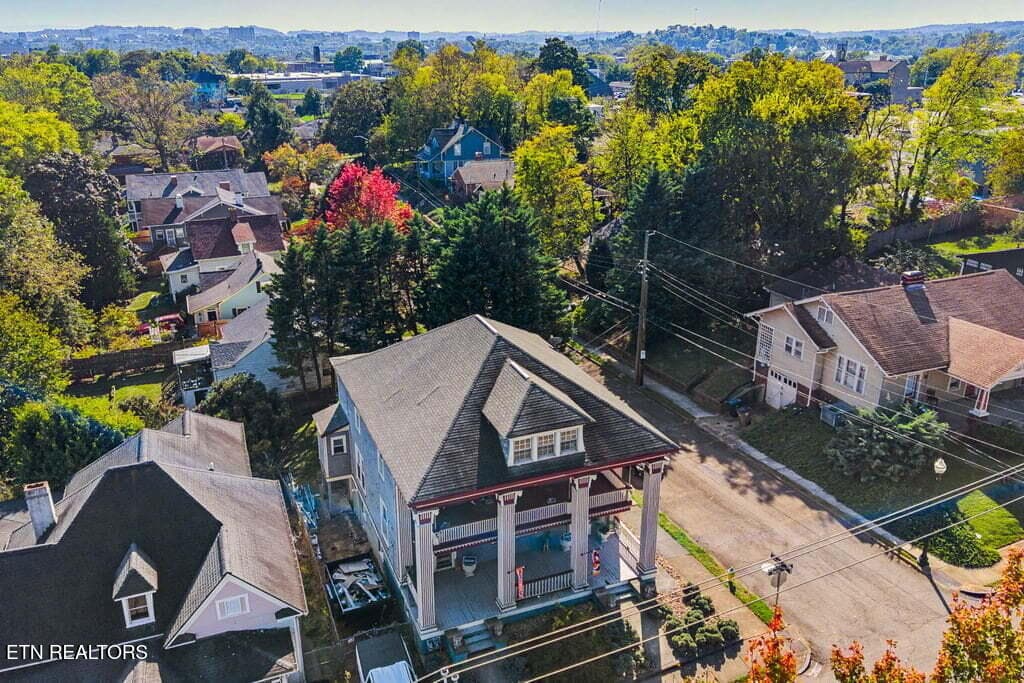 800 Wells - 800 Wells Ave, Knoxville, TN 37917