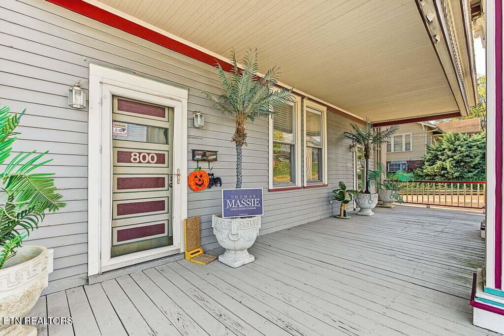 800 Wells - 800 Wells Ave, Knoxville, TN 37917
