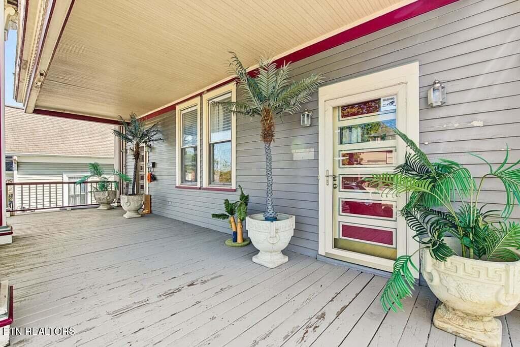 800 Wells - 800 Wells Ave, Knoxville, TN 37917