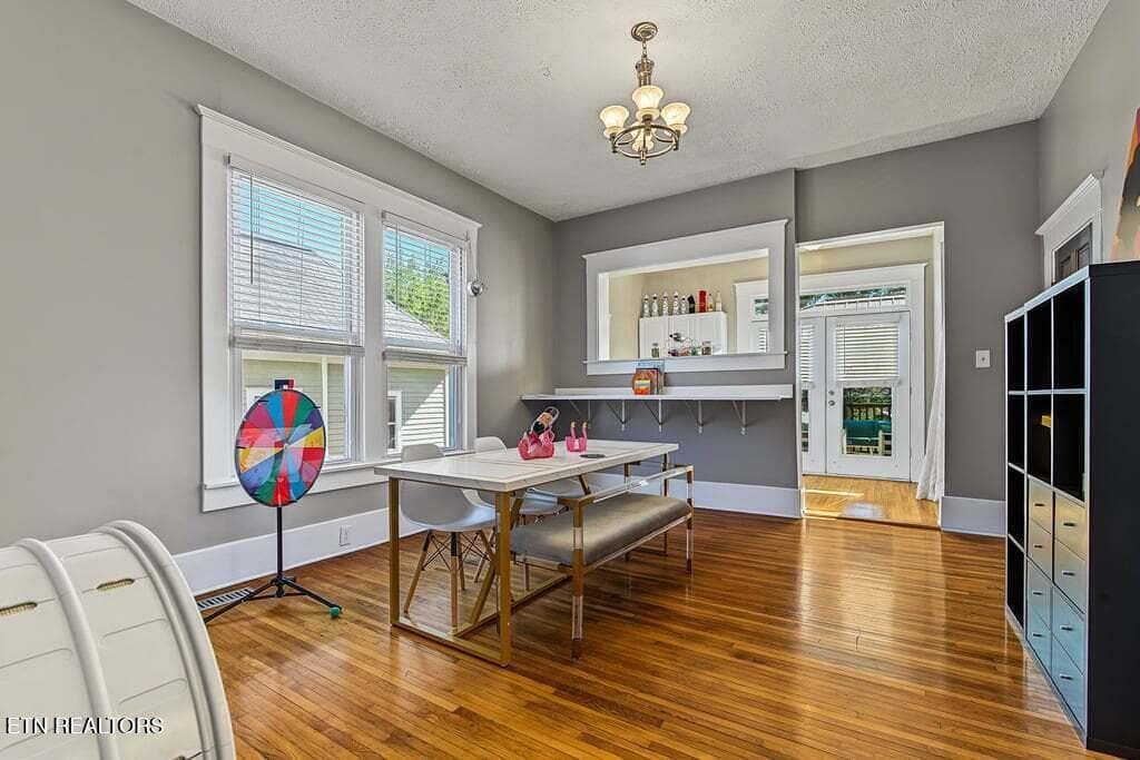 800 Wells - 800 Wells Ave, Knoxville, TN 37917