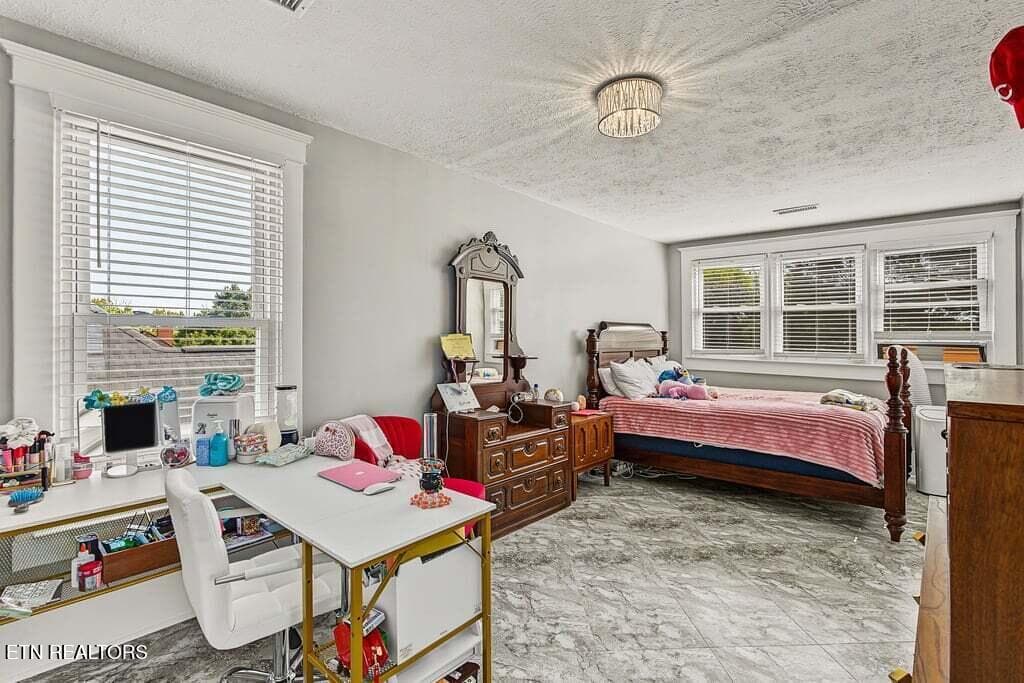 800 Wells - 800 Wells Ave, Knoxville, TN 37917