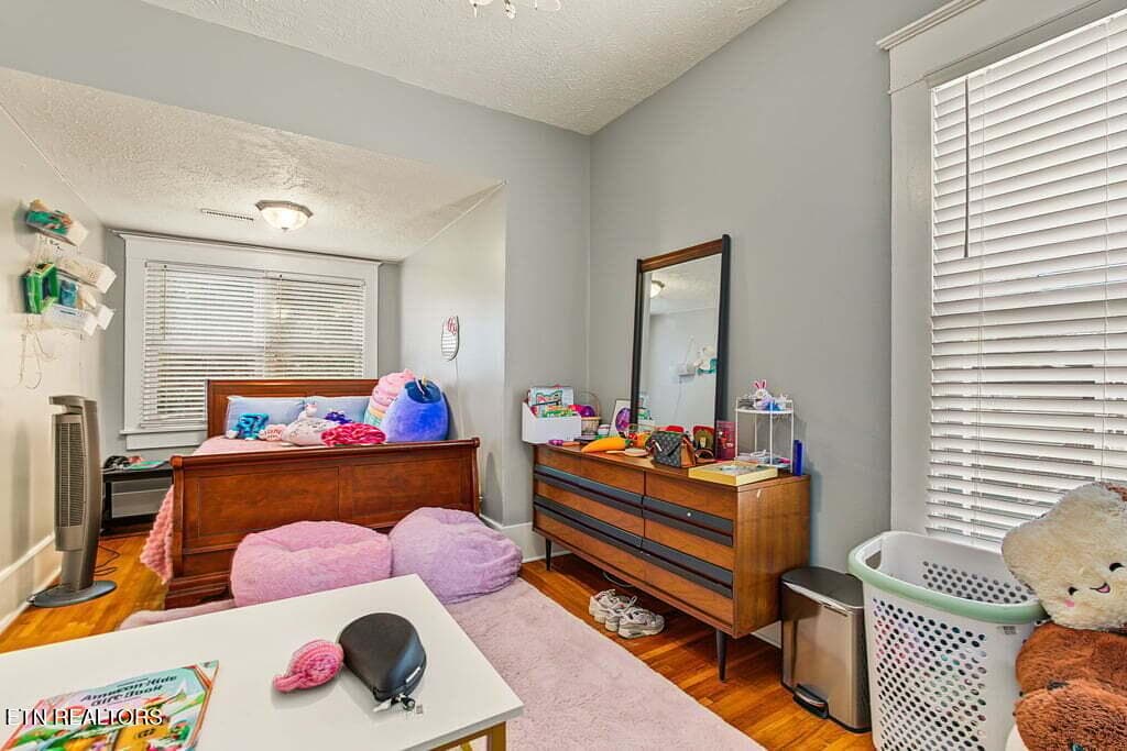 800 Wells - 800 Wells Ave, Knoxville, TN 37917